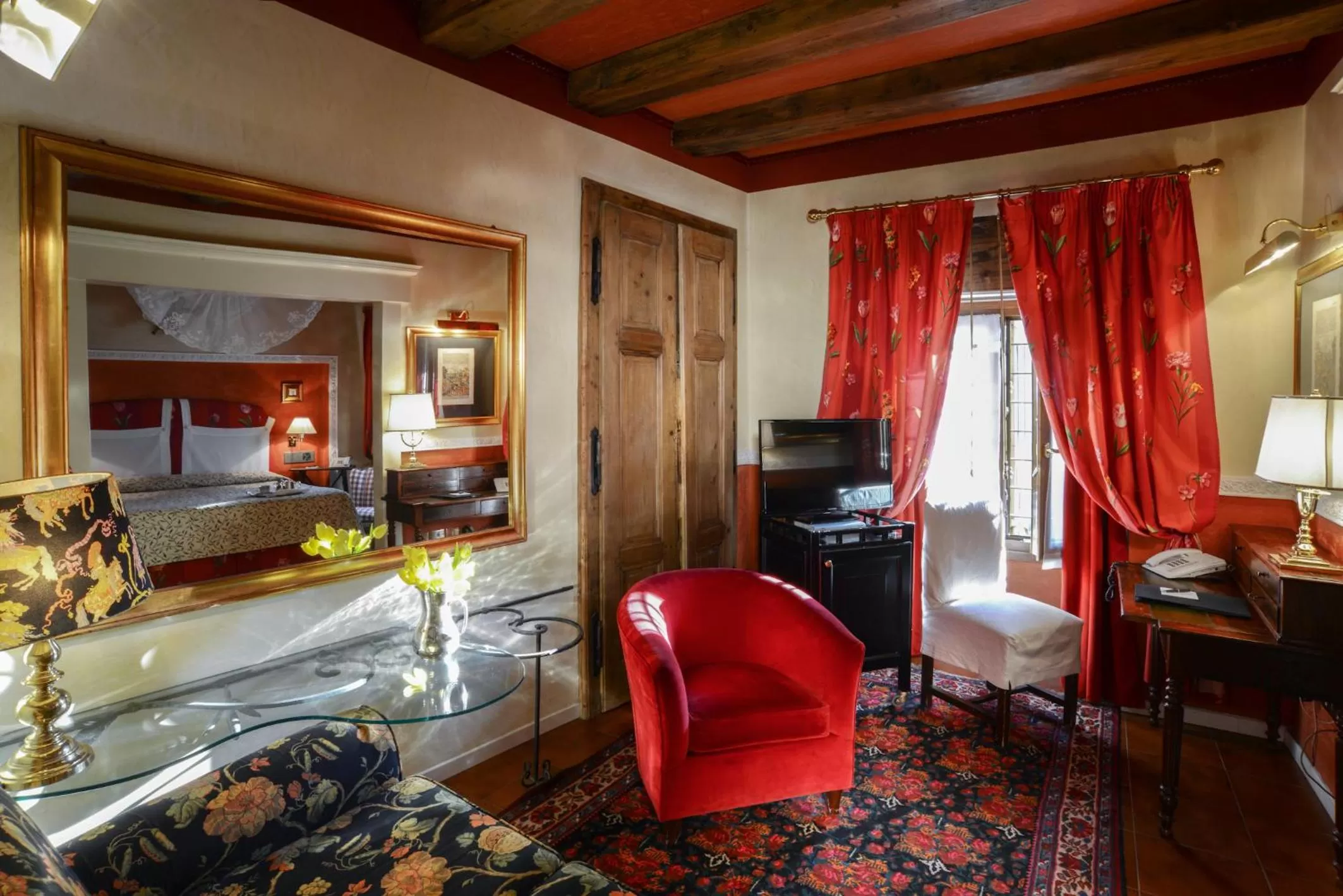 Bedroom, Bed in Hotel Gabbia D'Oro