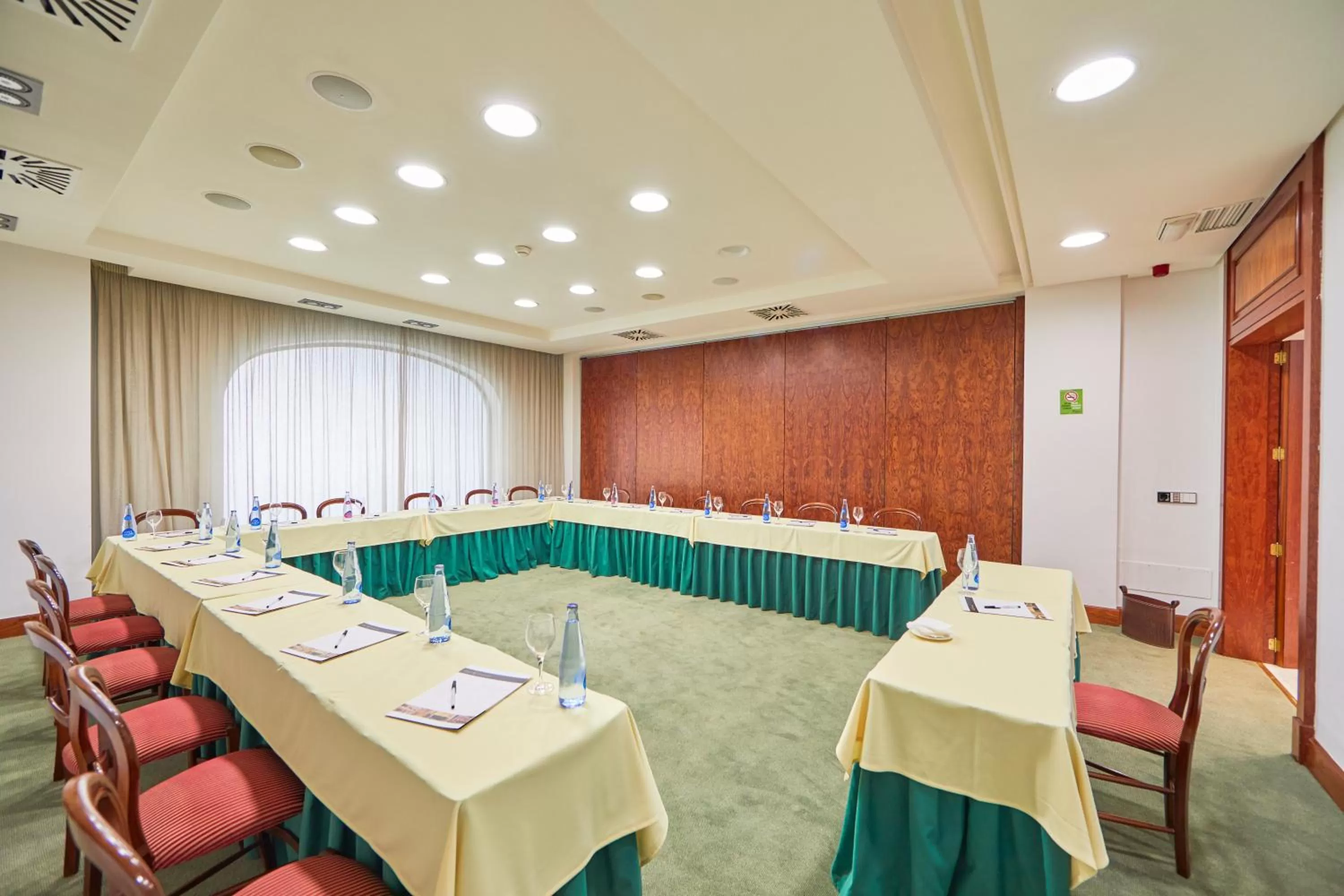 Meeting/conference room in Bordoy Continental Palma