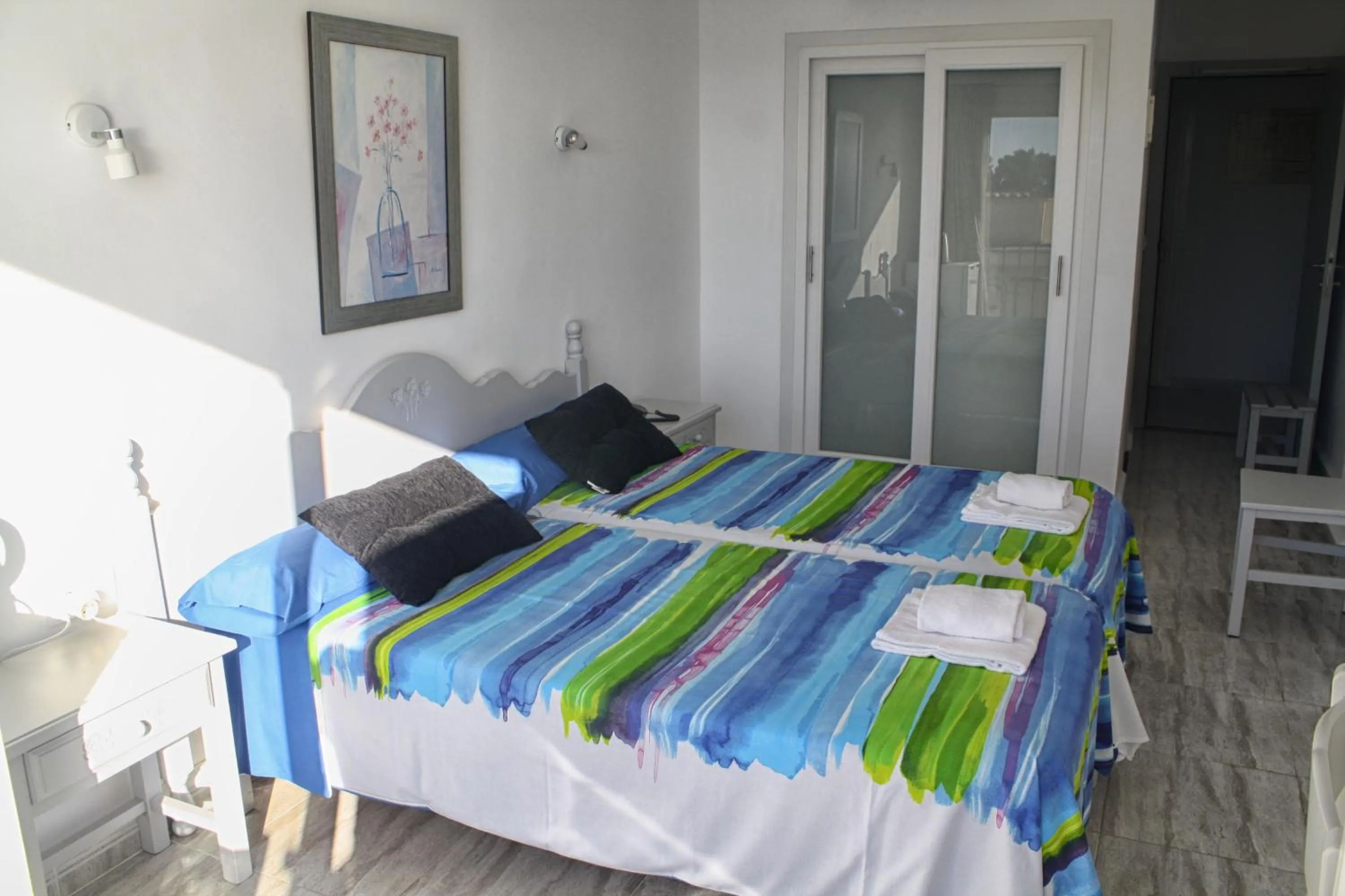 Photo of the whole room, Bed in Hotel Rocamar