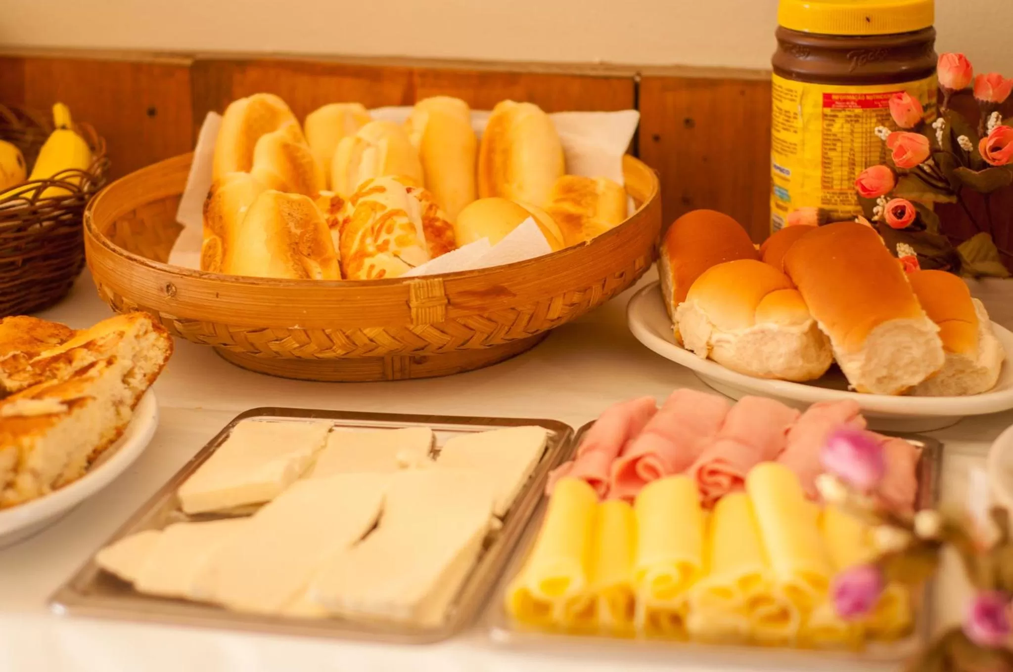 Breakfast in Refron du Mar Pousada Paraty