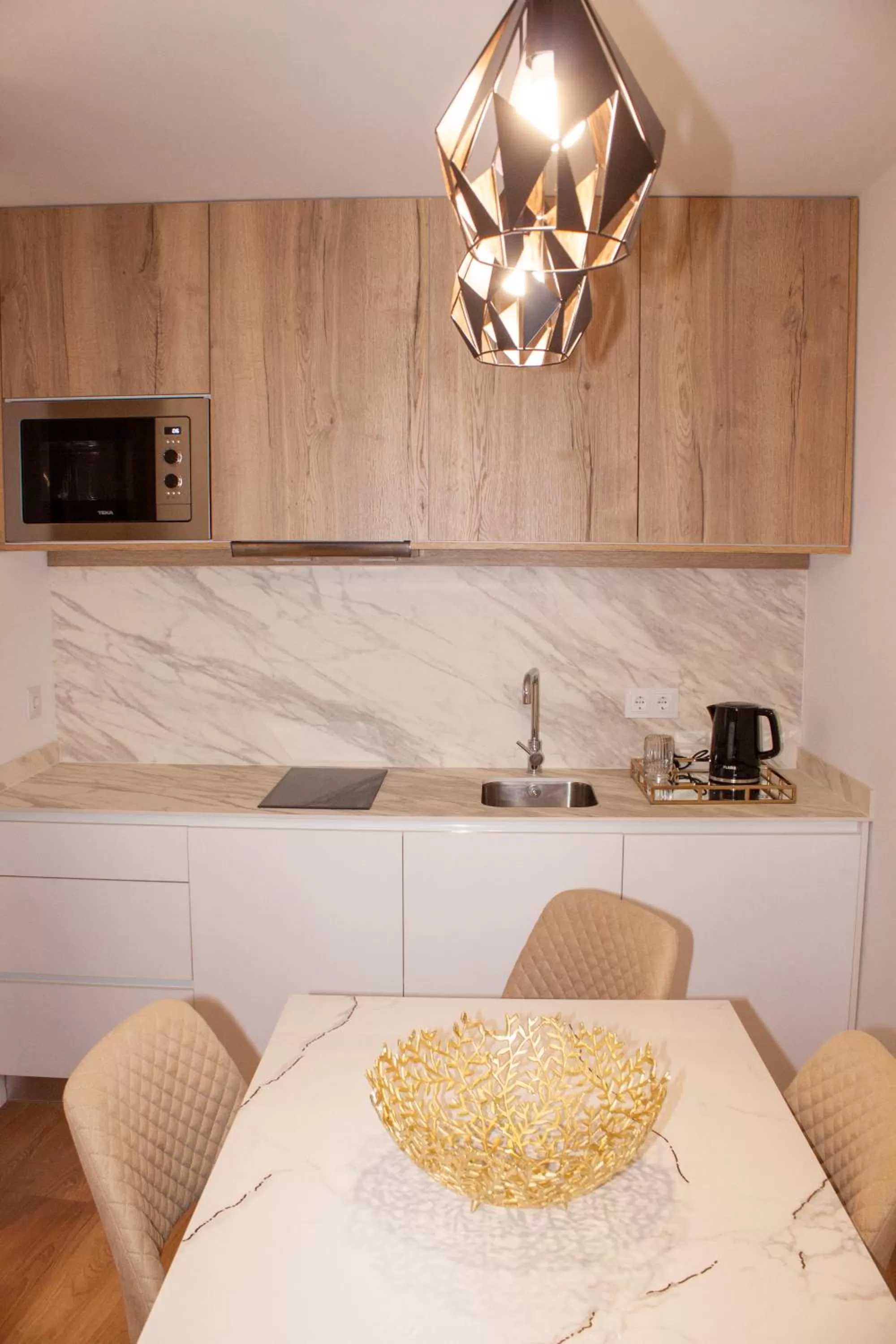 Kitchen or kitchenette in Coração do Tua Hotel