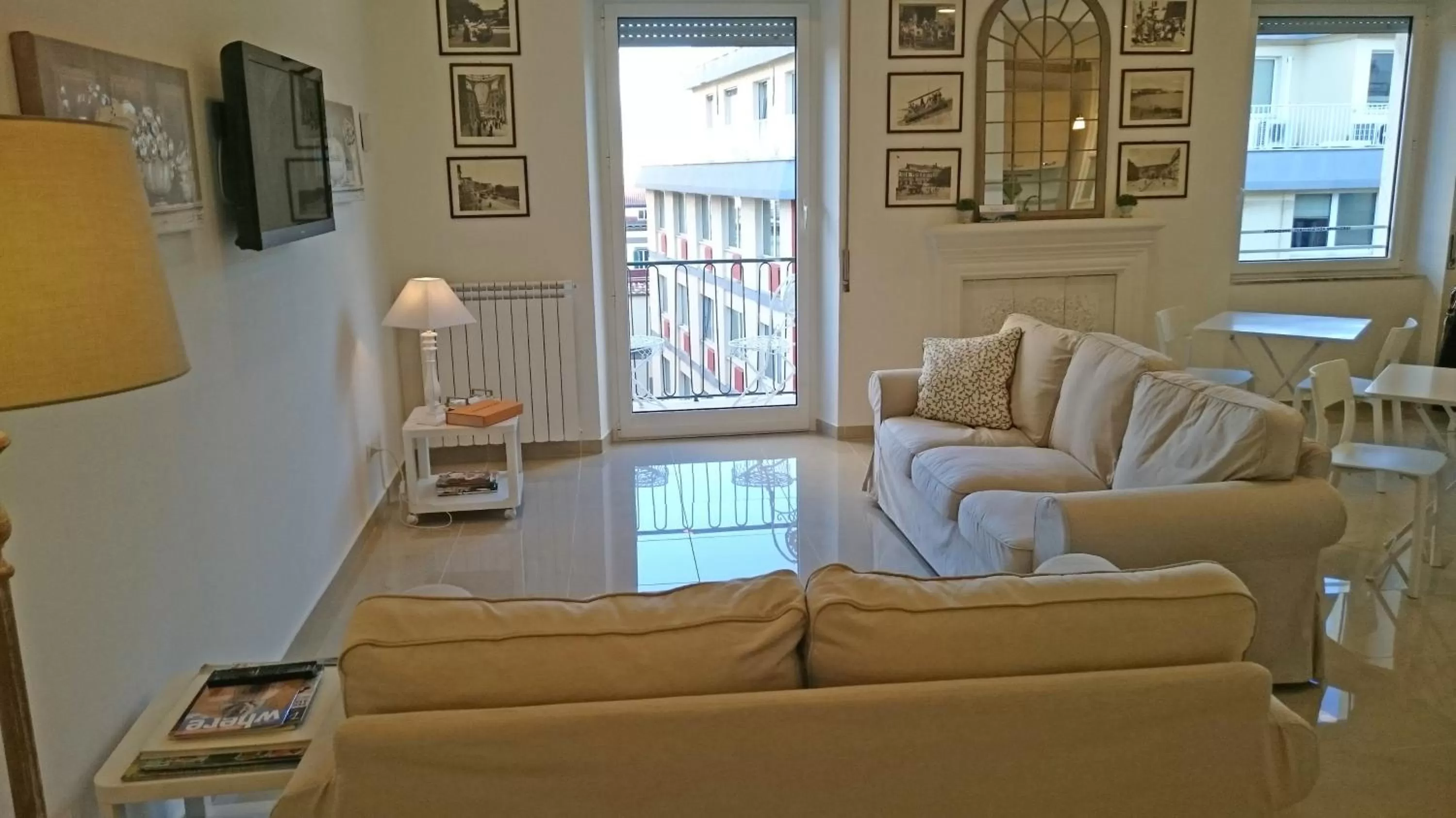 Communal lounge/ TV room in Guantai 30