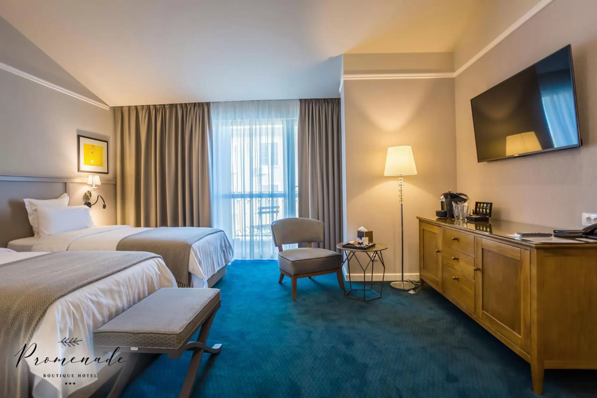 TV and multimedia, Bed in Hotel Residence Promenade