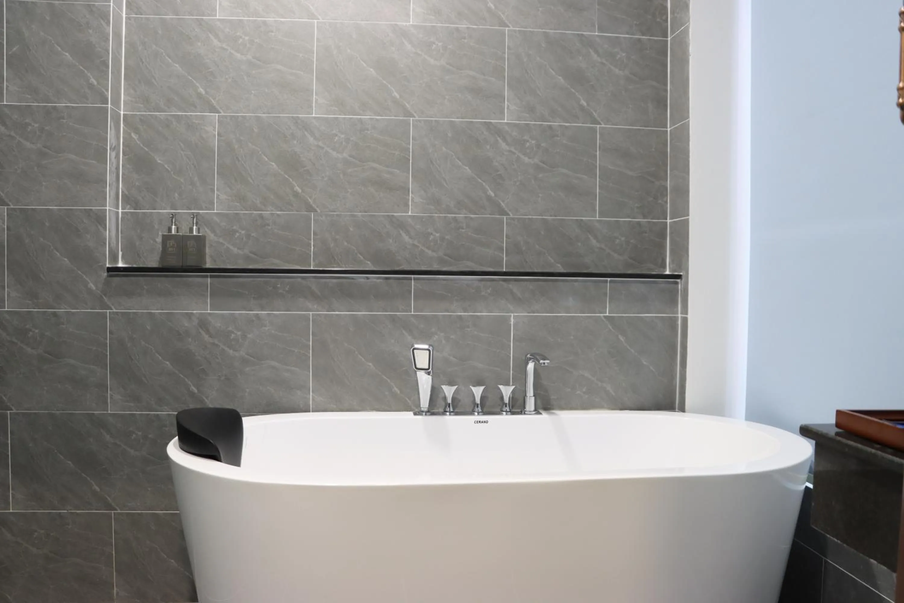 Bath in Sky Boutique Kampot