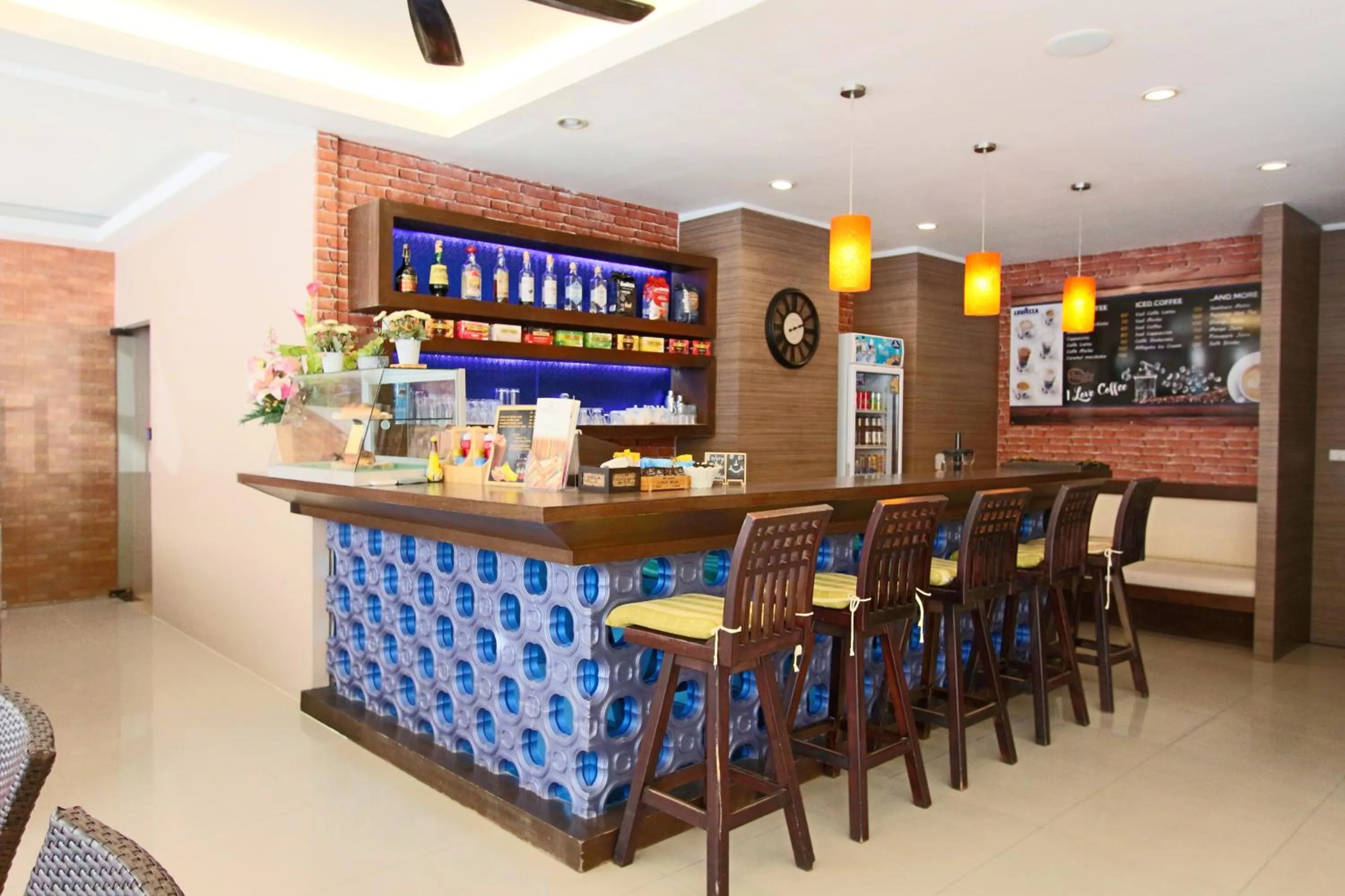 Lounge or bar in Good Nice Hotel