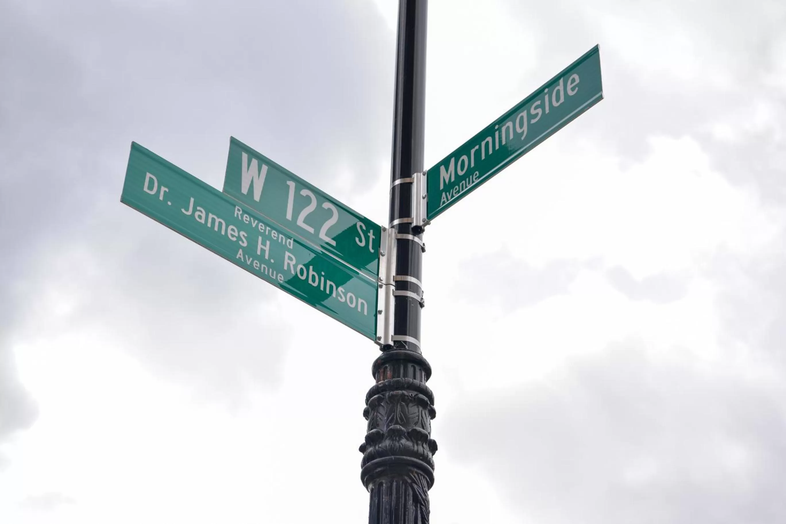 Nearby landmark in Harlem Grand