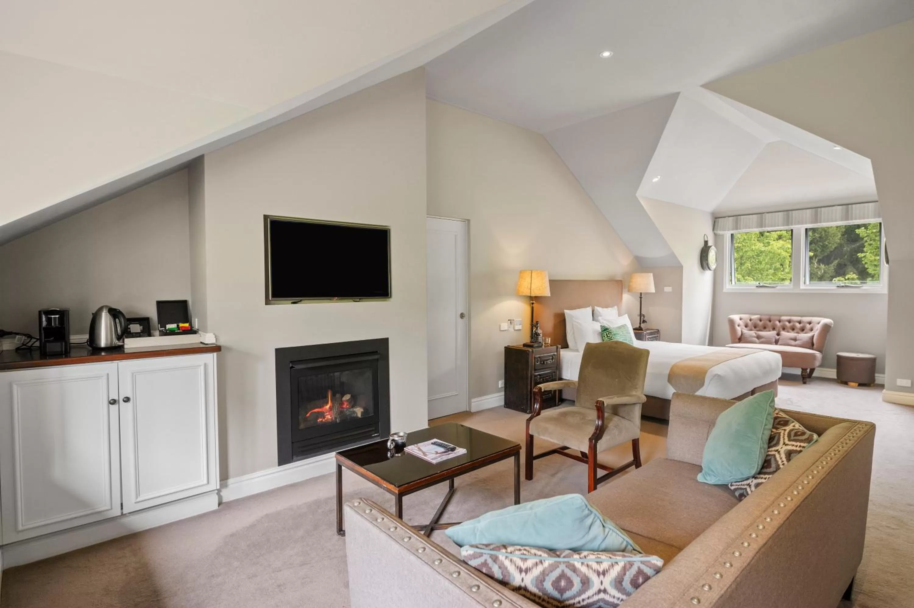 Bed in Parklands Country Gardens & Lodges Blue Mountains