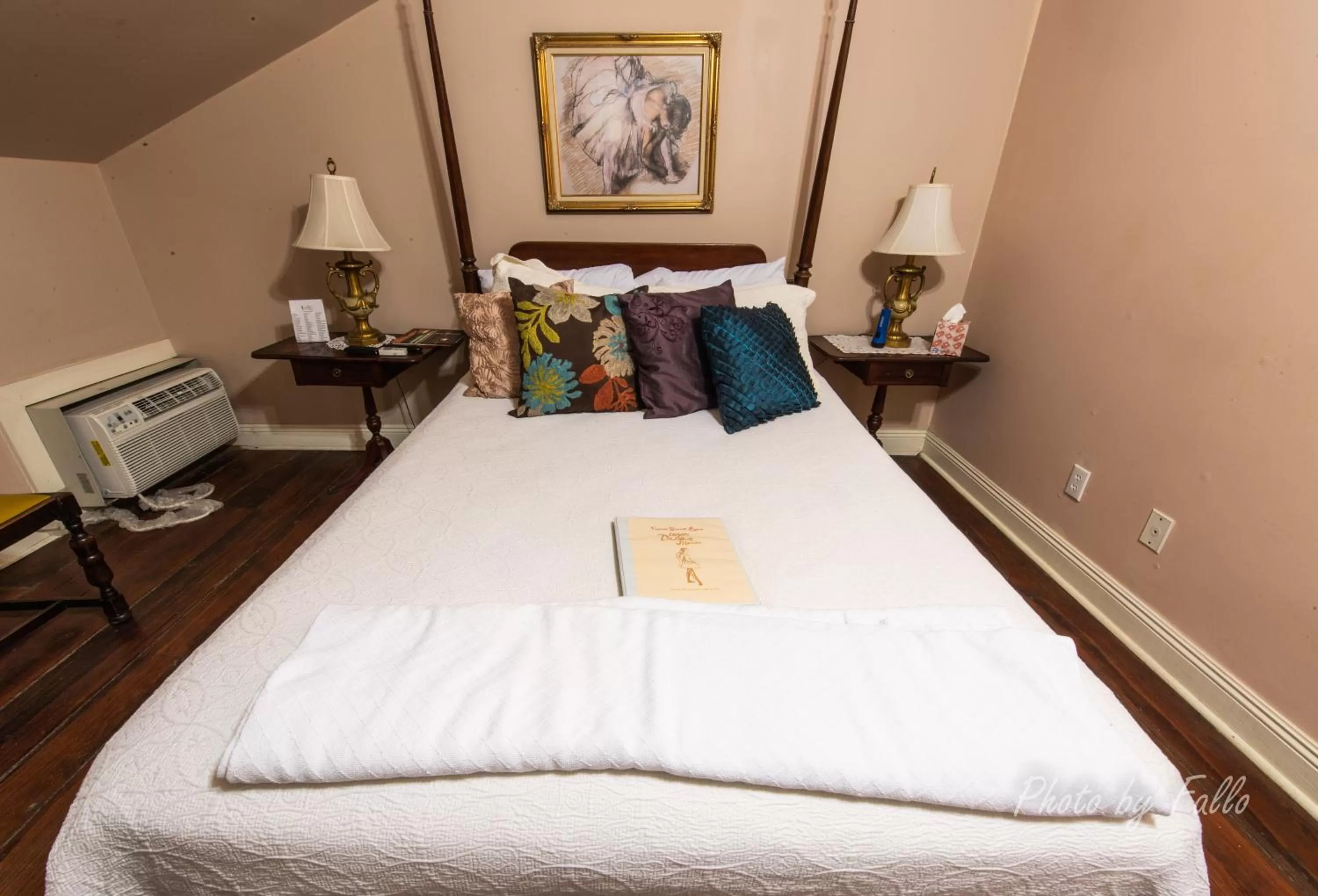 Decorative detail, Bed in Edgar Degas House Historic Home and Museum