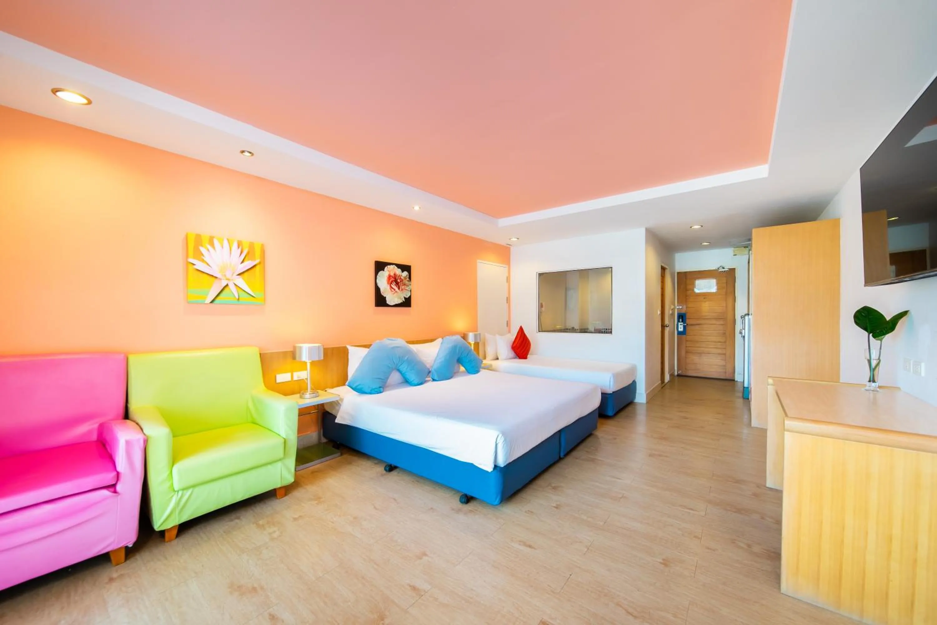 Photo of the whole room, Bed in Best Bella Pattaya