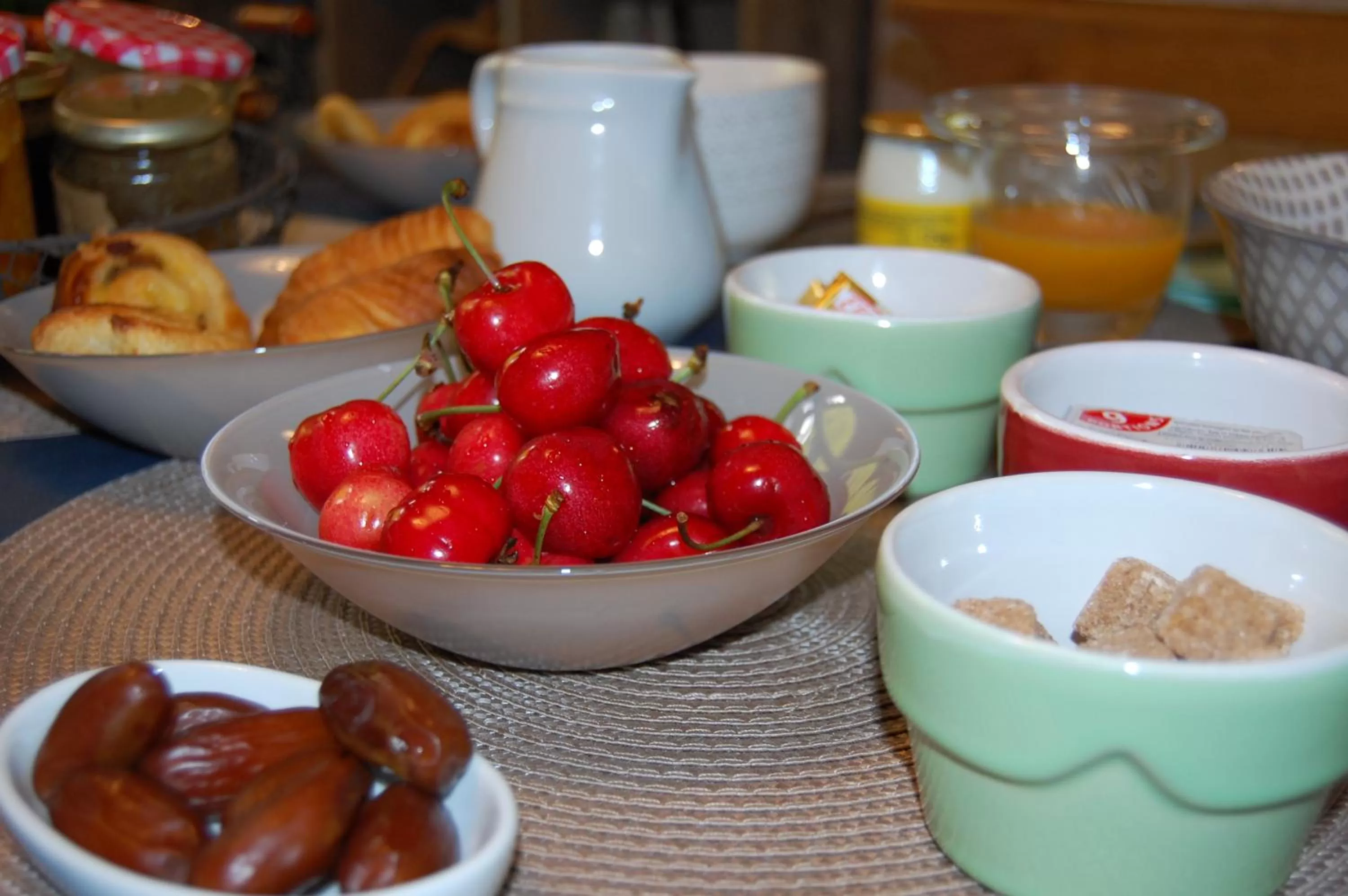 Continental breakfast in Madeleine Bergerac