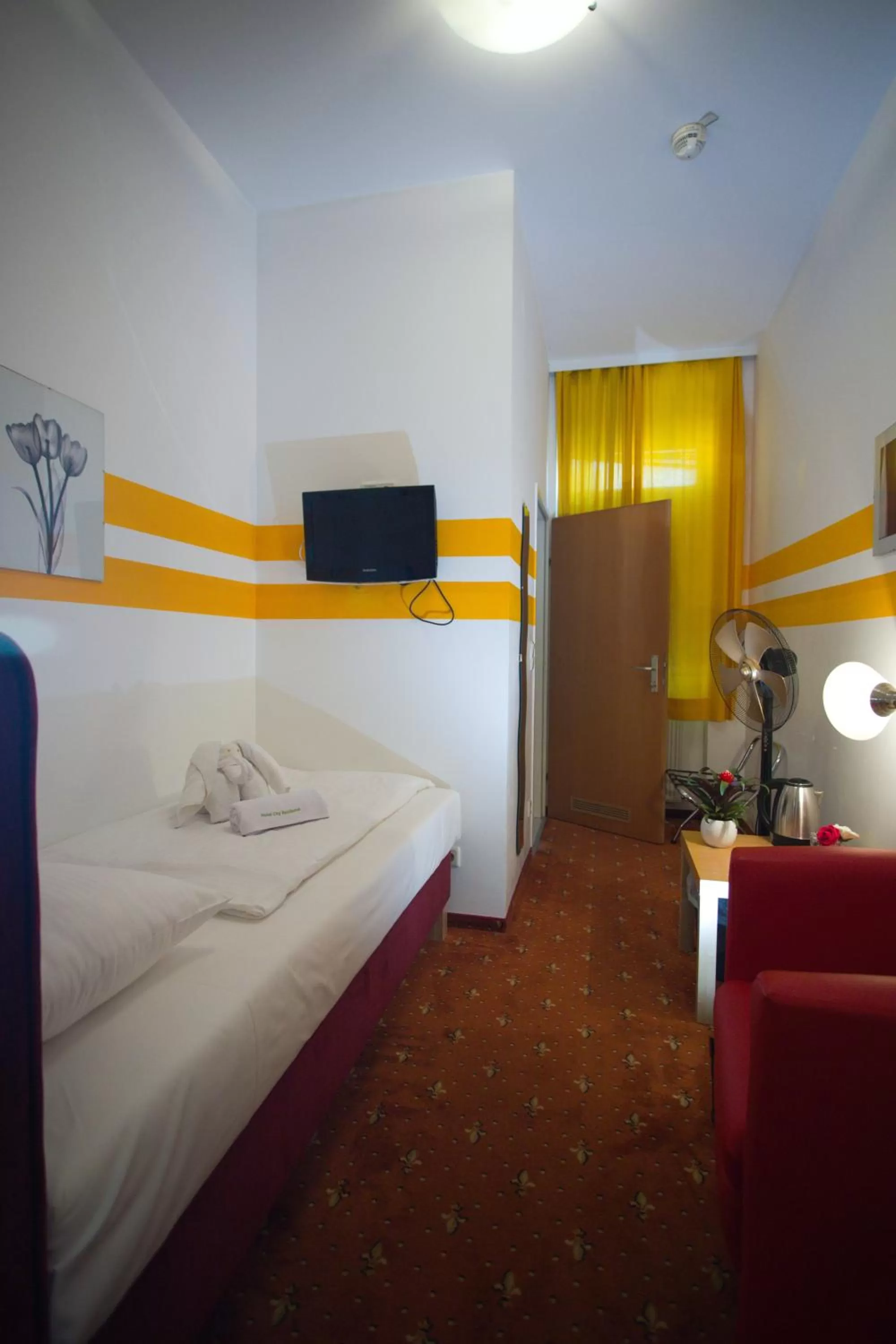 Bed in Hotel City Residence