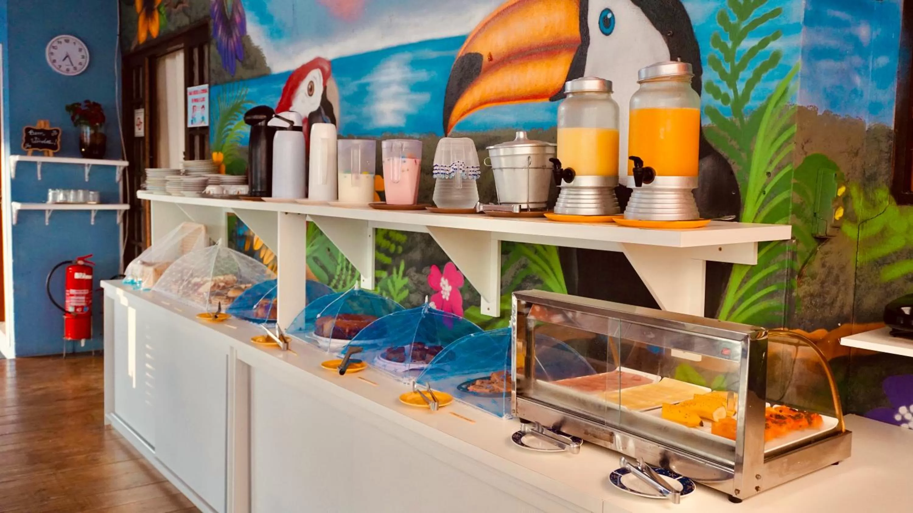 Breakfast, Food in Beija Flor Pousada