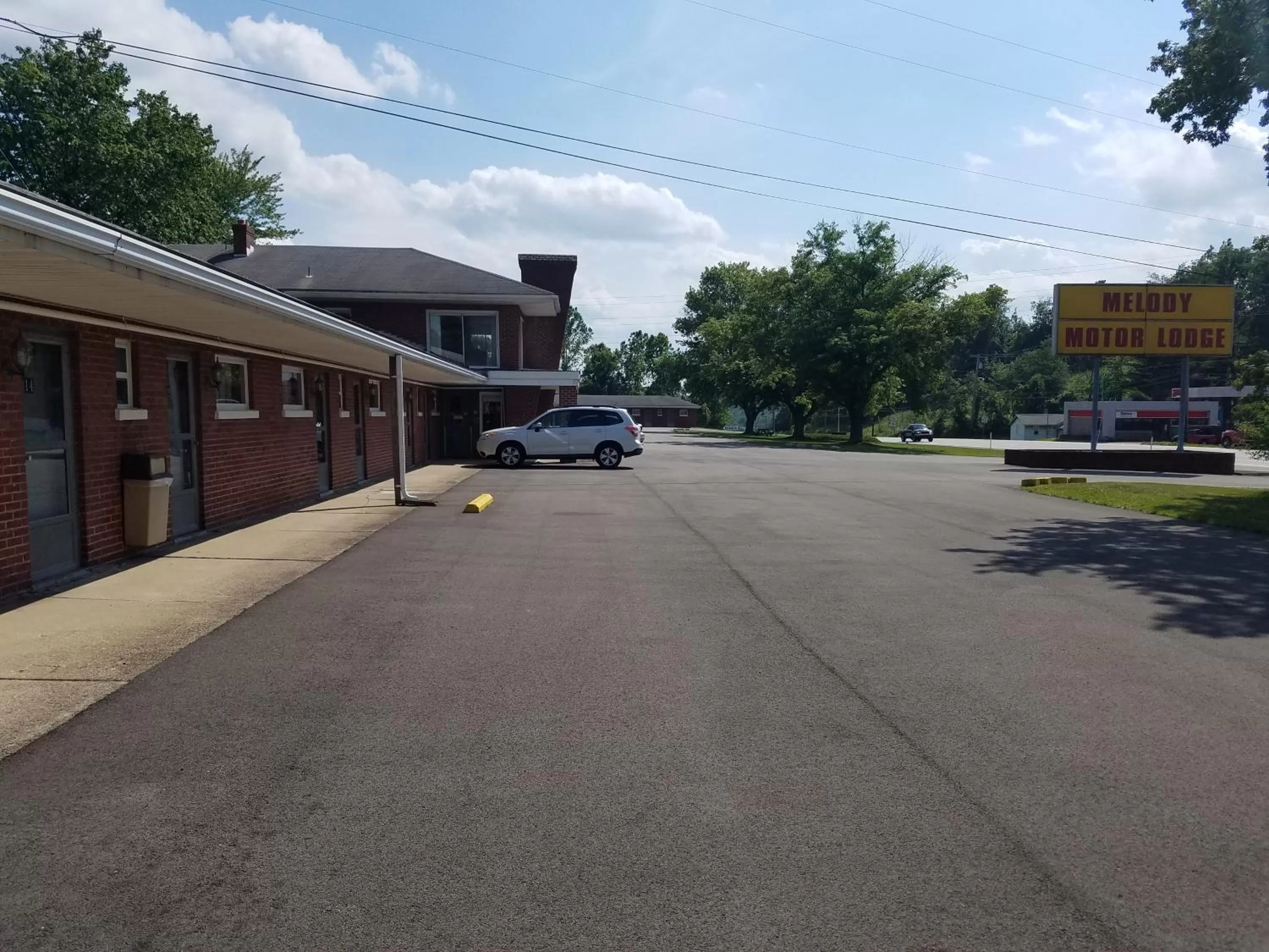 Area and facilities in Melody Motor Lodge