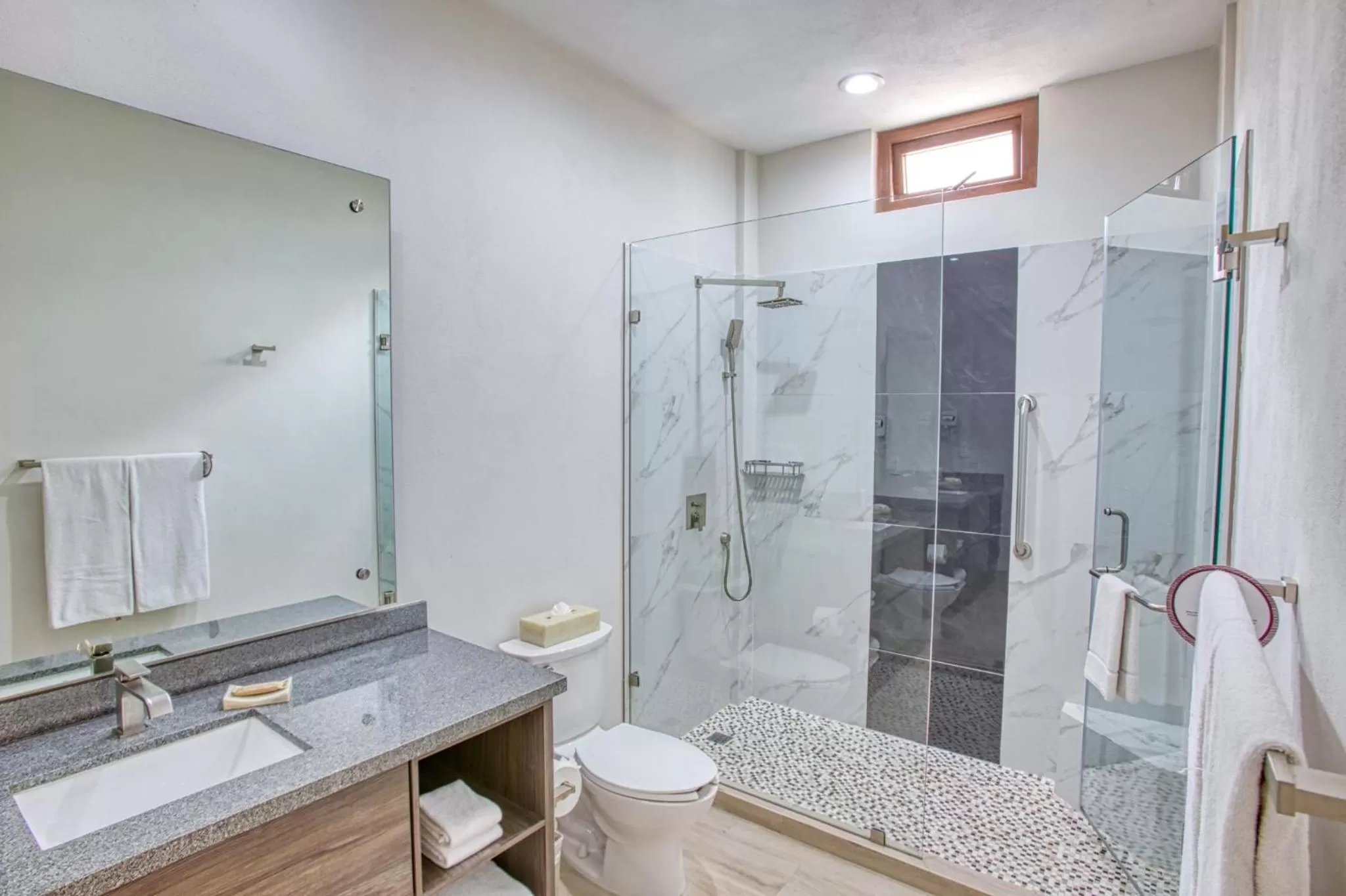 Bathroom in Casa Nicole Hotel Boutique