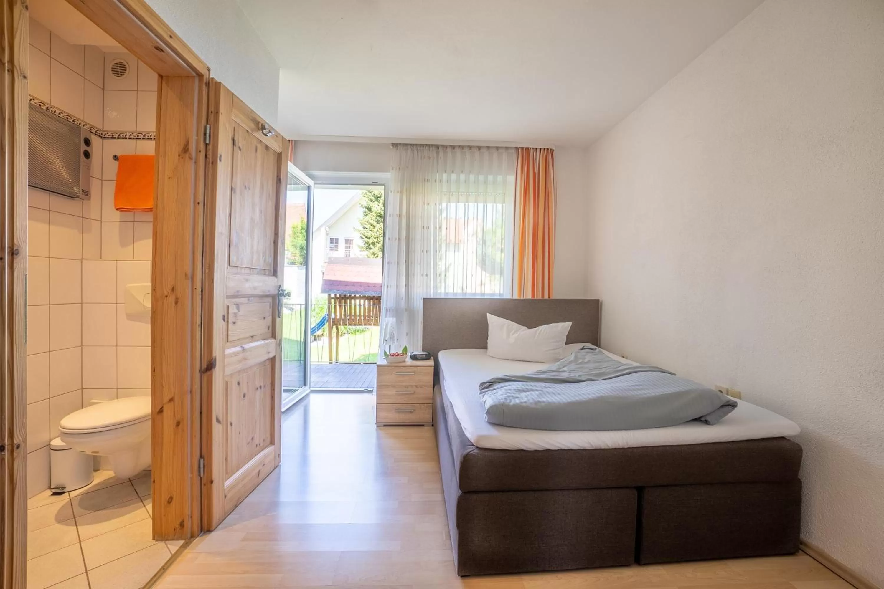 Photo of the whole room, Bed in Landhotel Weißer Hahn