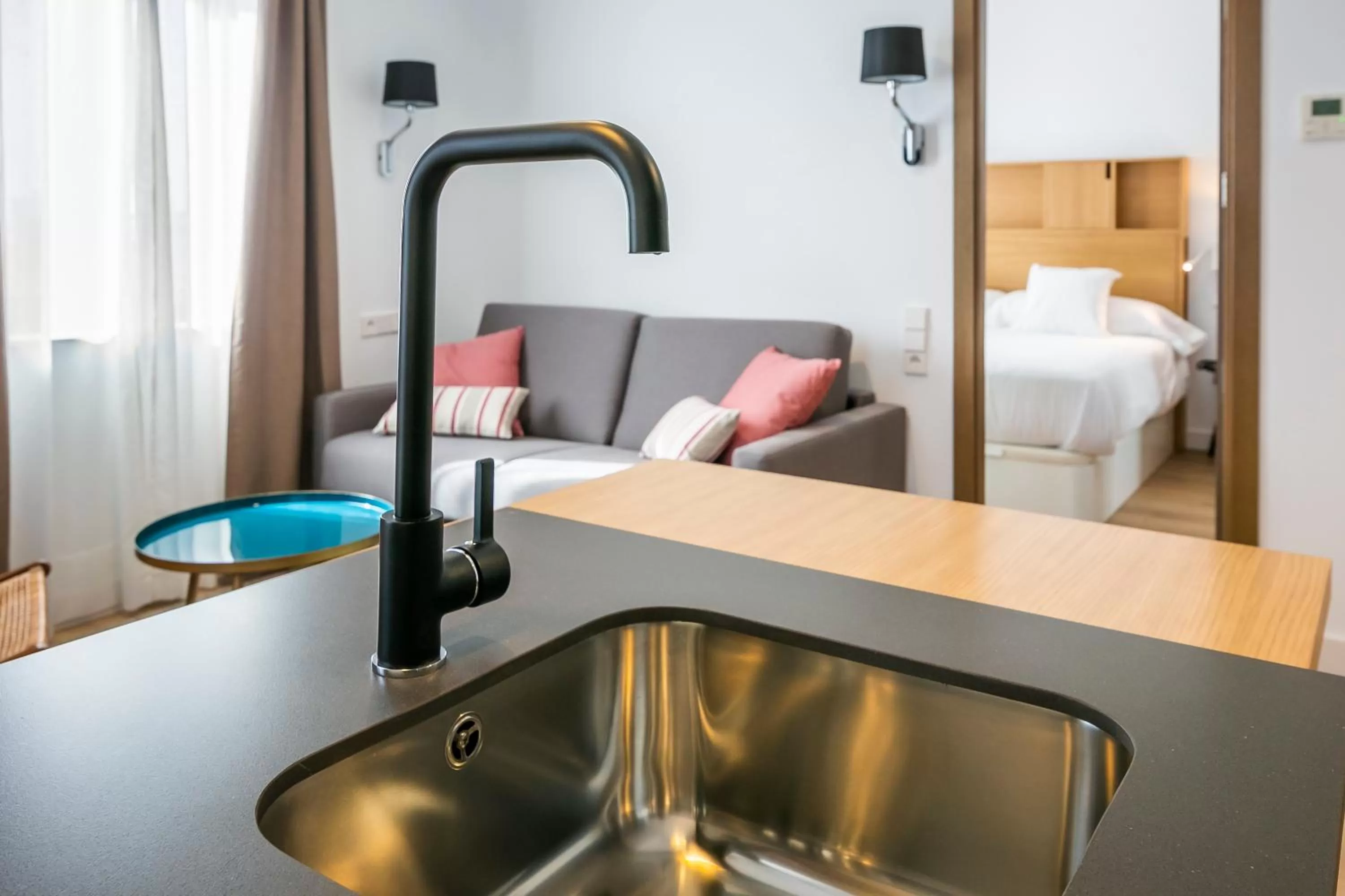 Kitchen or kitchenette in Aquitania Home Suites