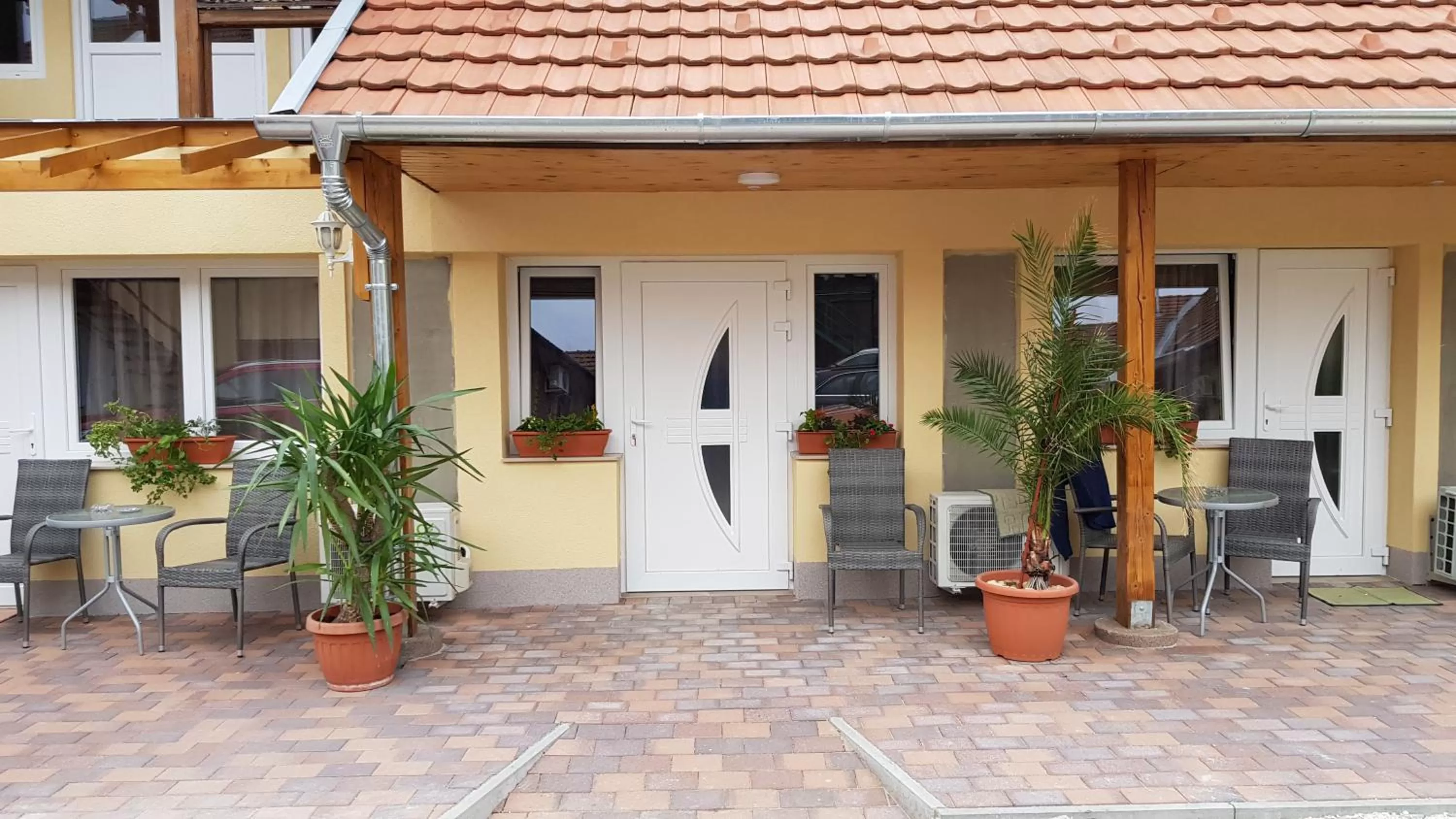 Central Panzió Gyula