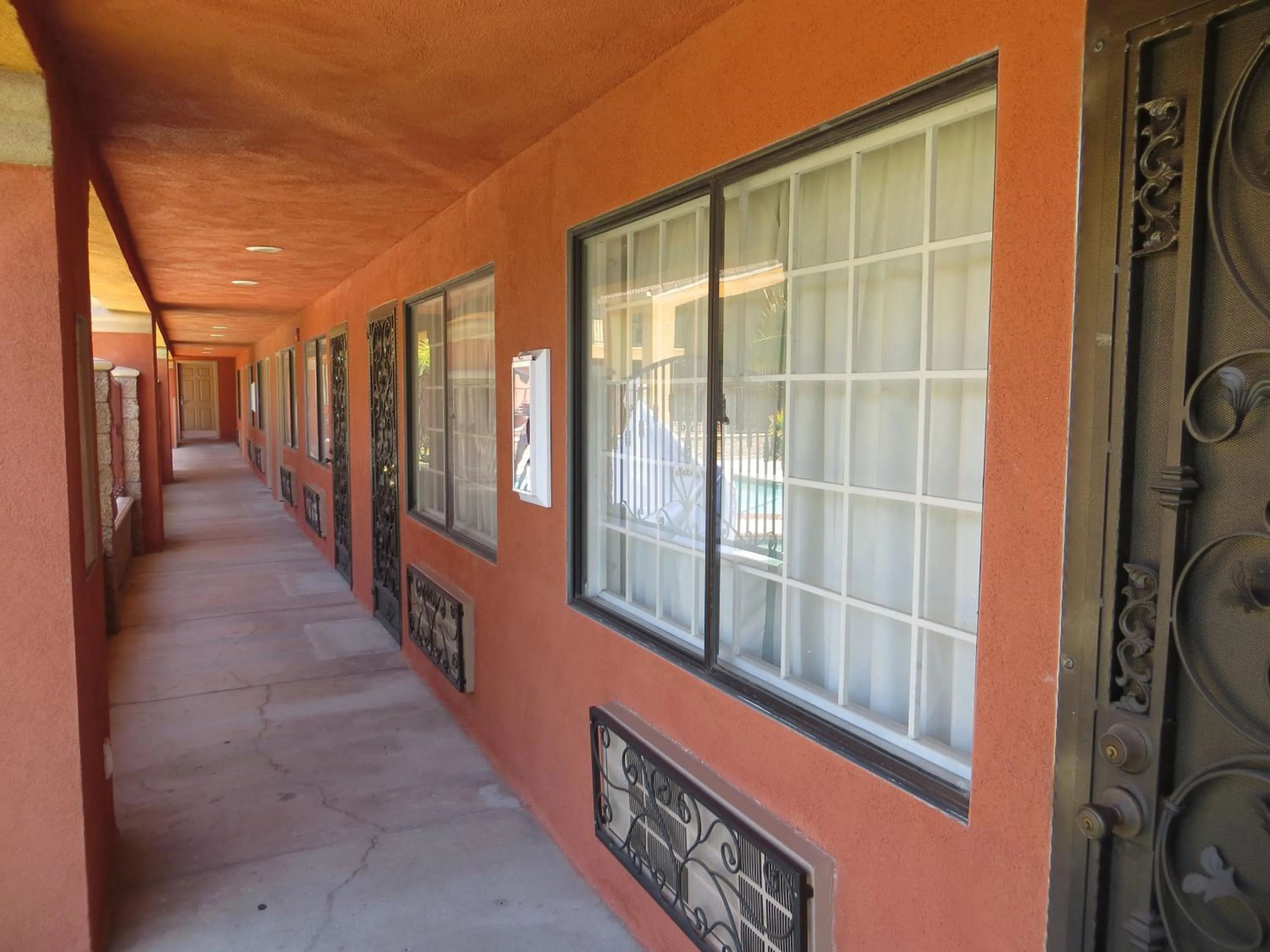 Balcony/Terrace in Azusa Inn