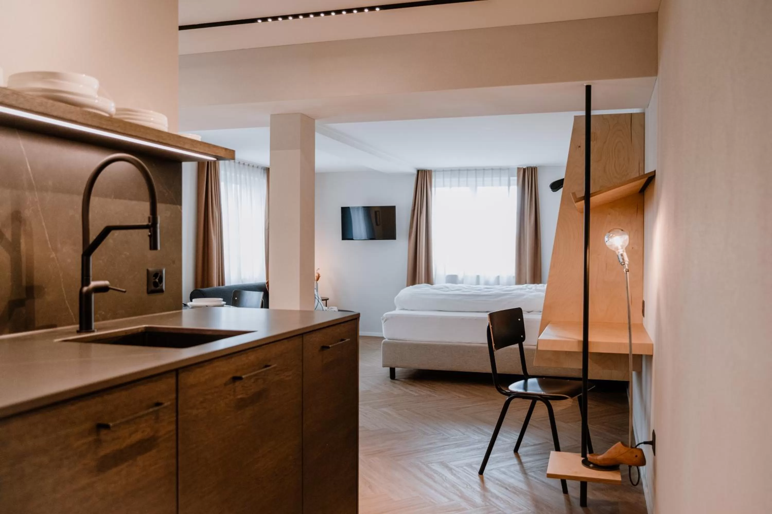 kitchen, Bed in Hotel Müllers Self-Check-In