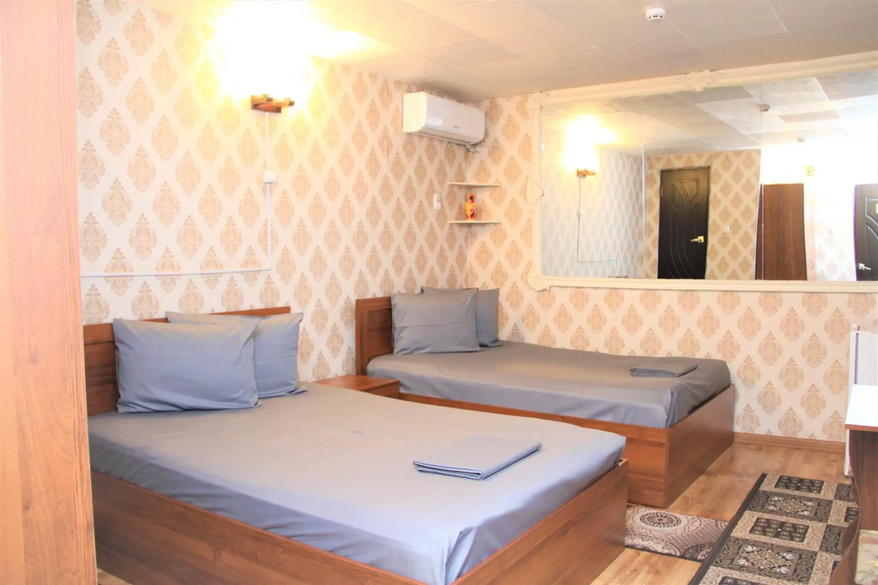 Budget Double Room - single occupancy in Anvar's Guests Budget Double Room - single occupancy in Anvar's Guests