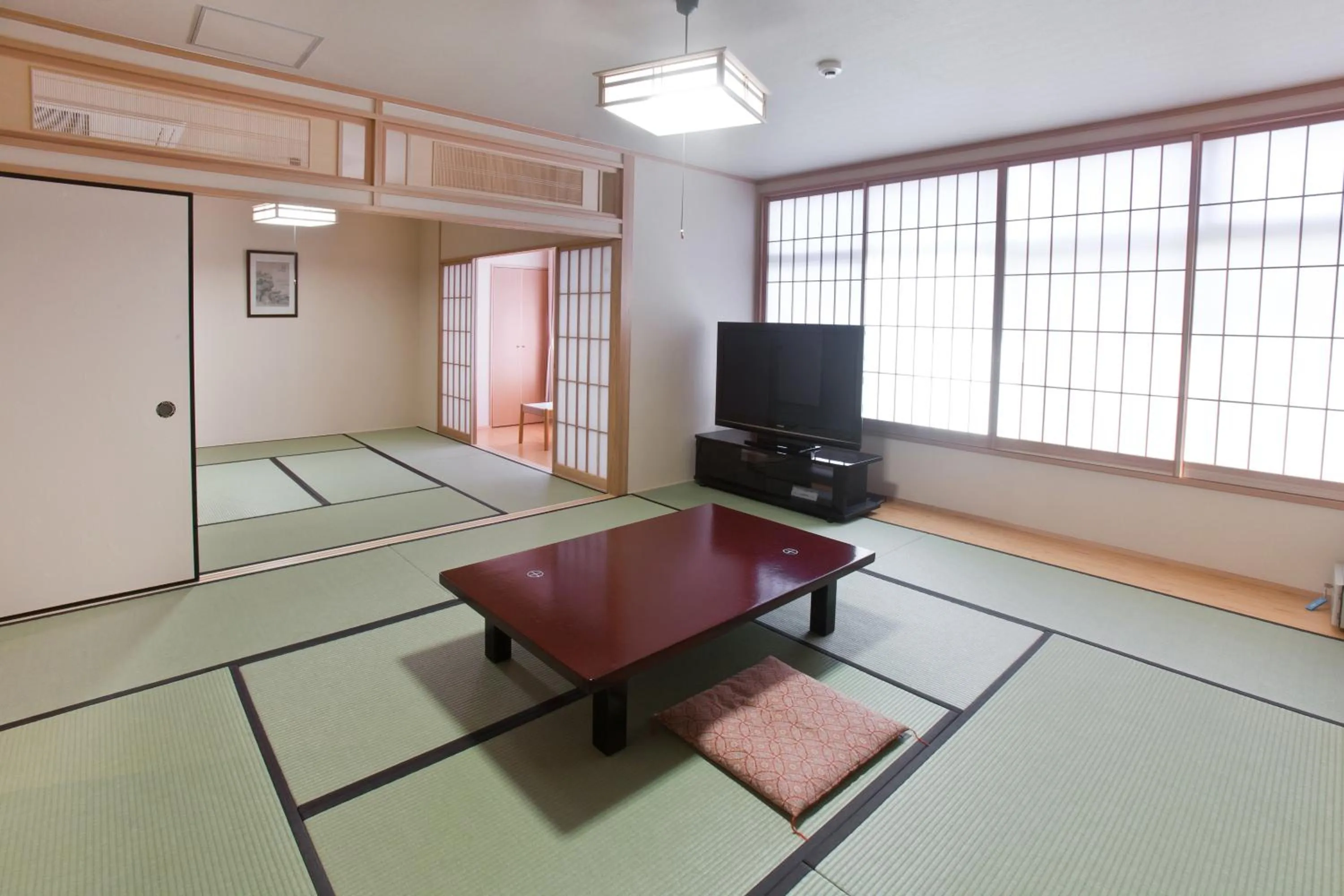 Onsen Hotel Nakahara Bessou Nonsmoking, Earthquake retrofit