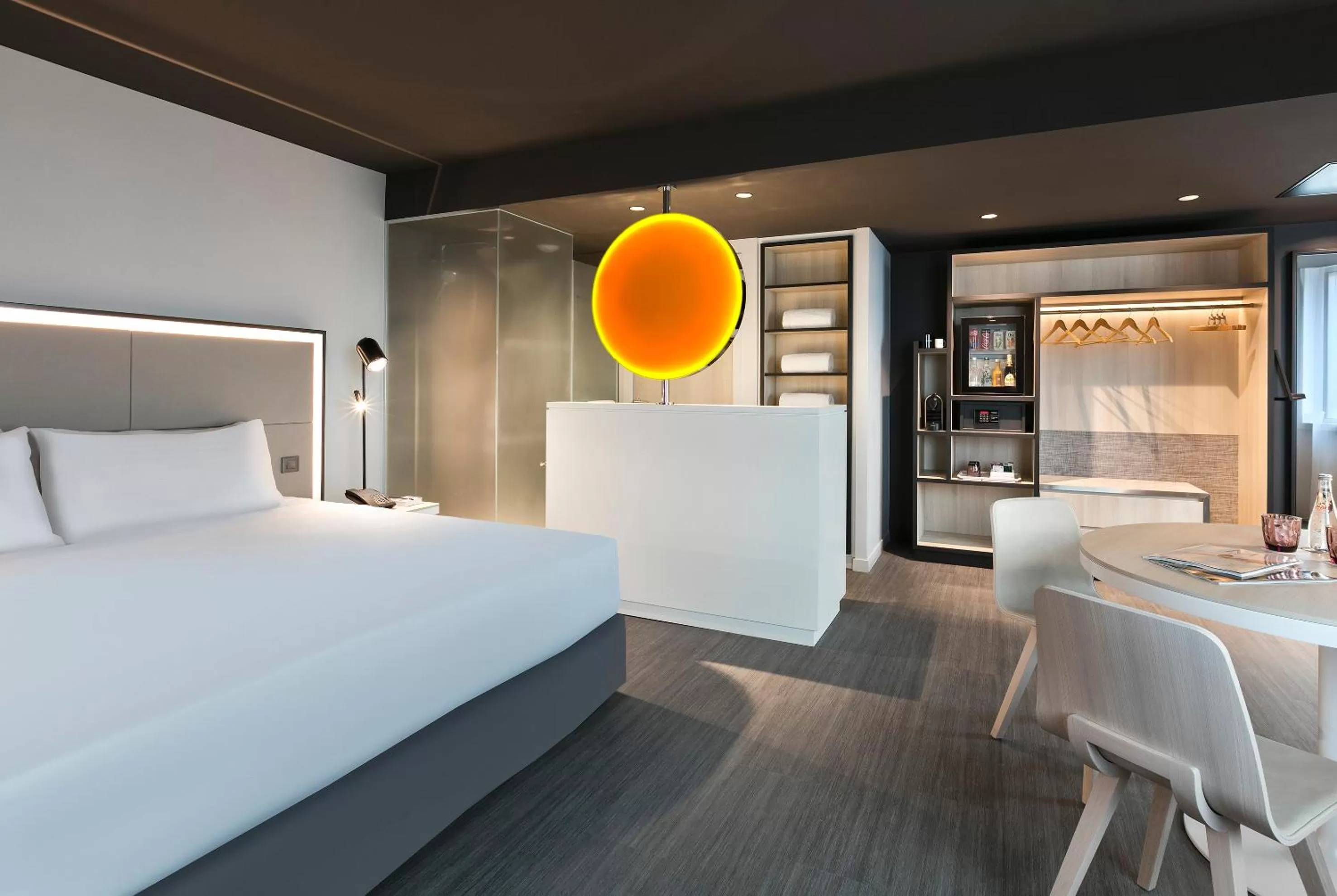 Seating area, Bed in INNSiDE by Meliá Paris Charles de Gaulle Airport