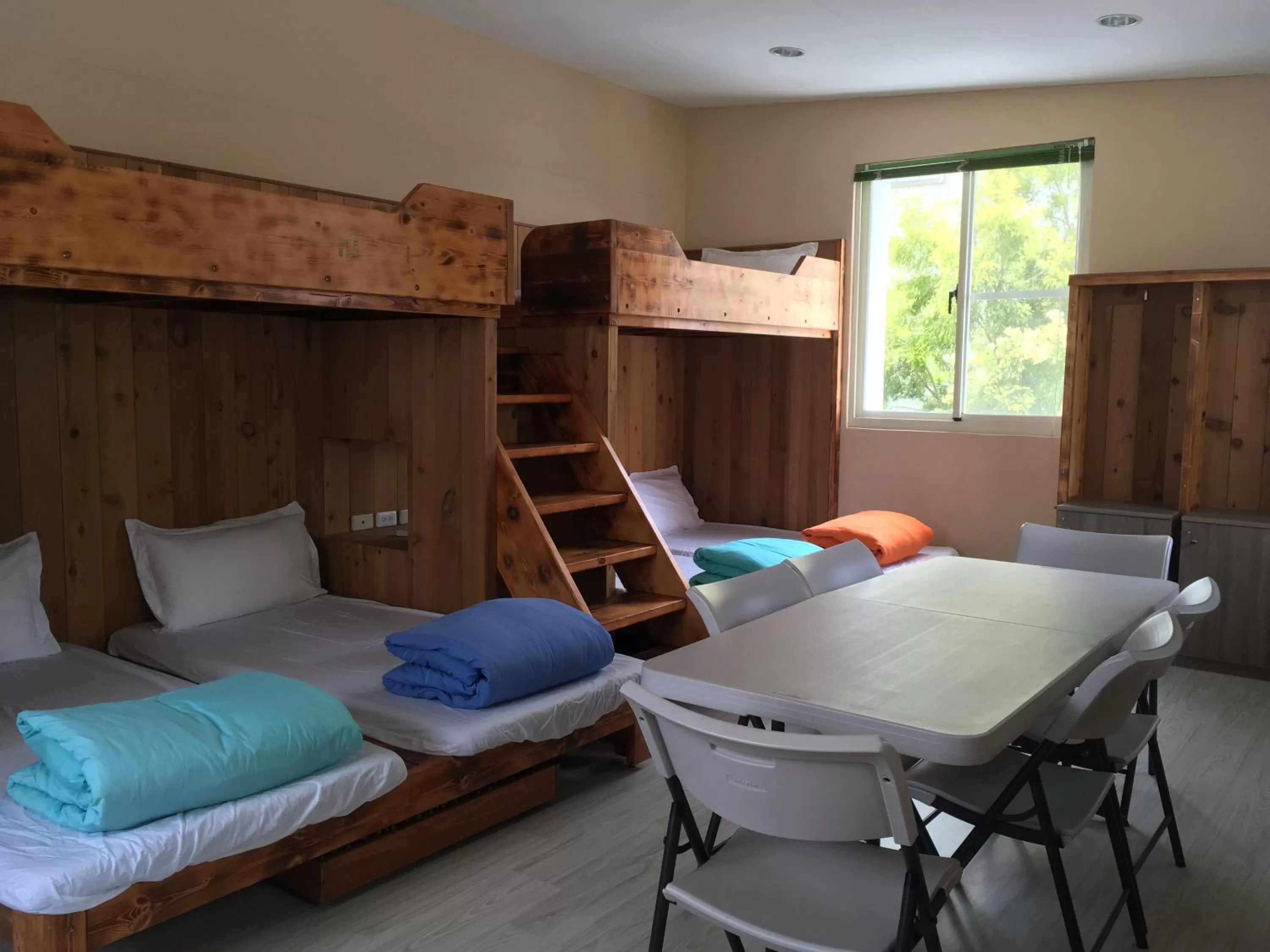 Bunk Bed in REST Book & Bed