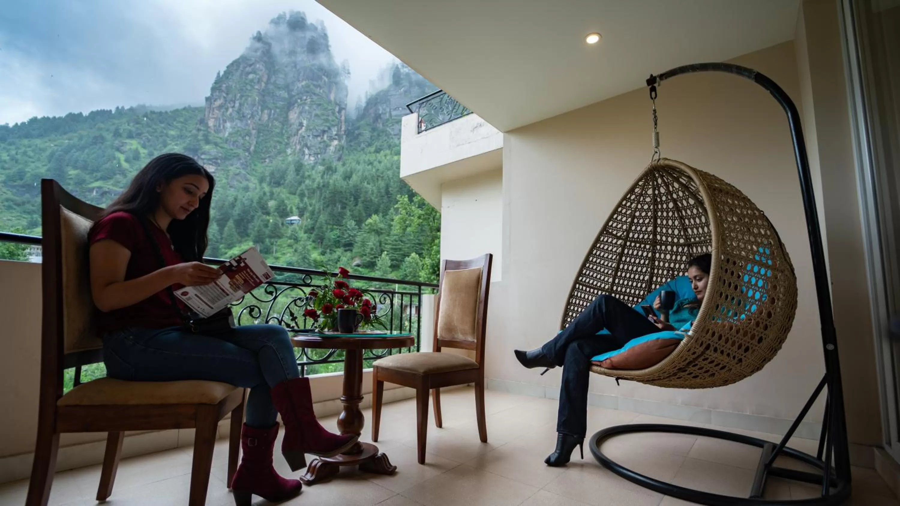 The Allure Grand Resort -A Majestic Riverside Retreat