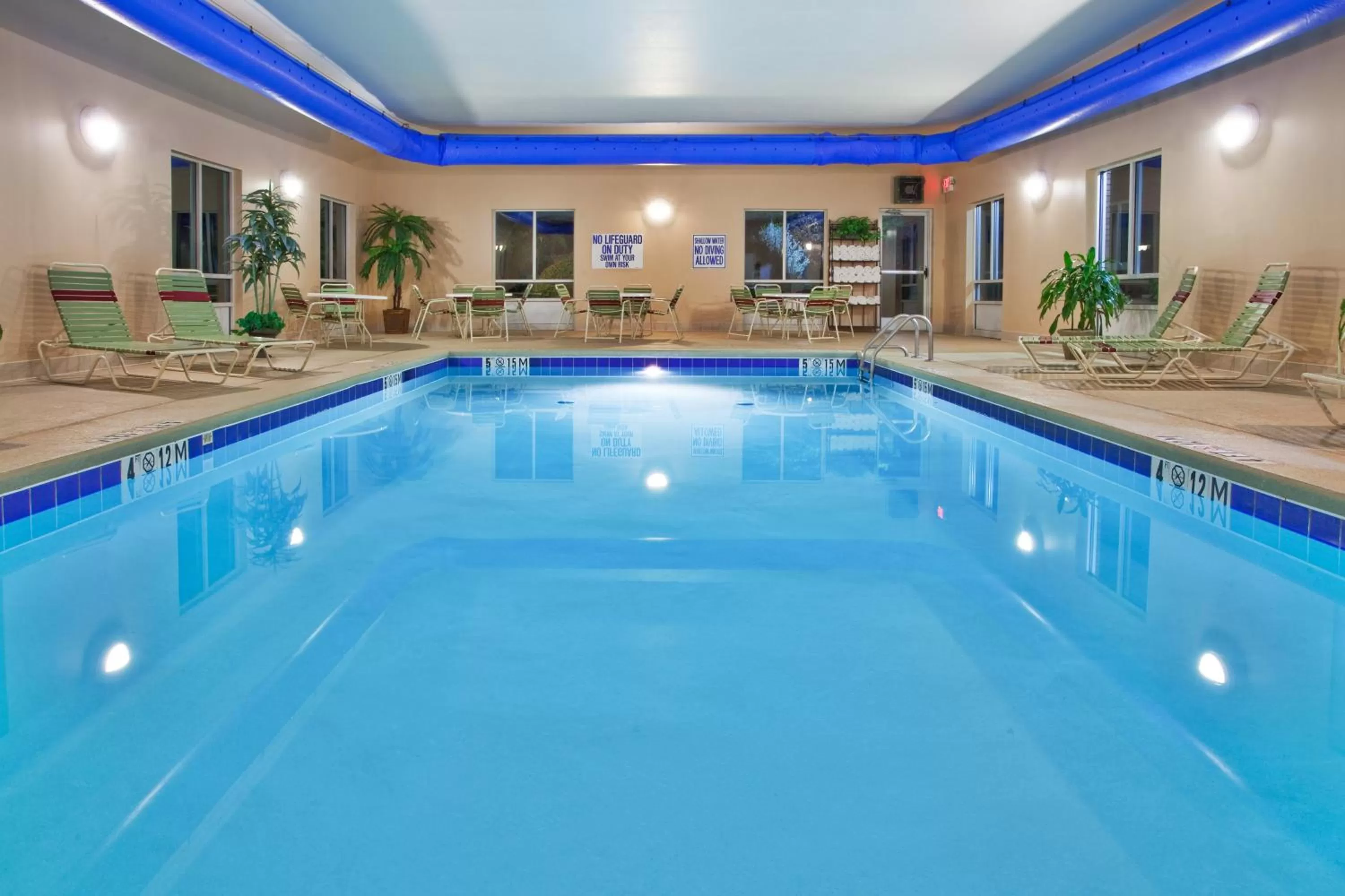 Swimming pool in Holiday Inn Express & Suites Greenville-I-85 & Woodruff Rd by IHG