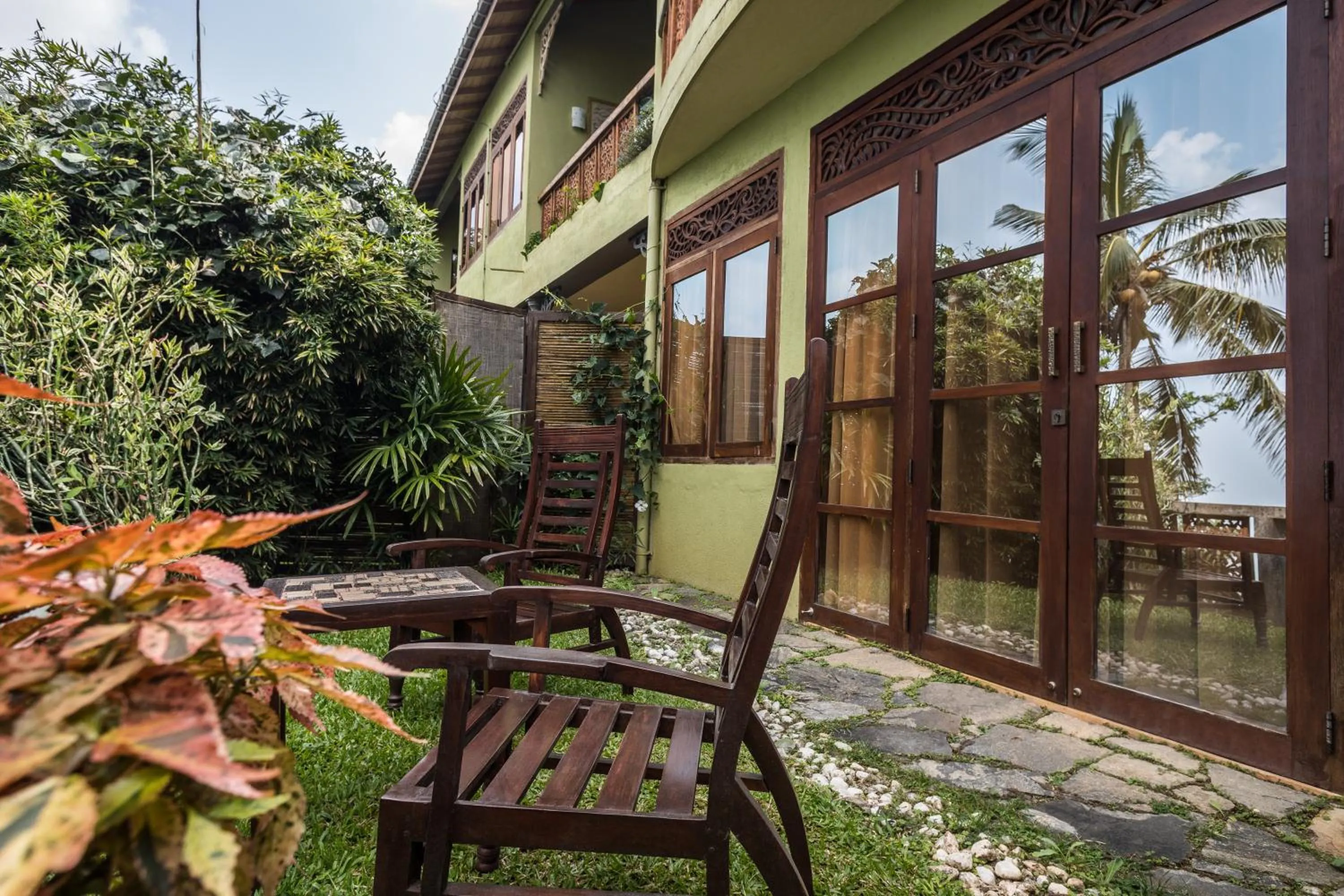 Garden view in Yasmin Hill Longevity Oasis