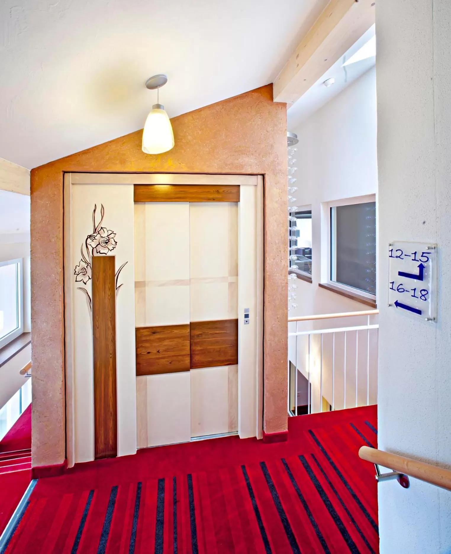 Property building, Bed in Hotel Greinwald