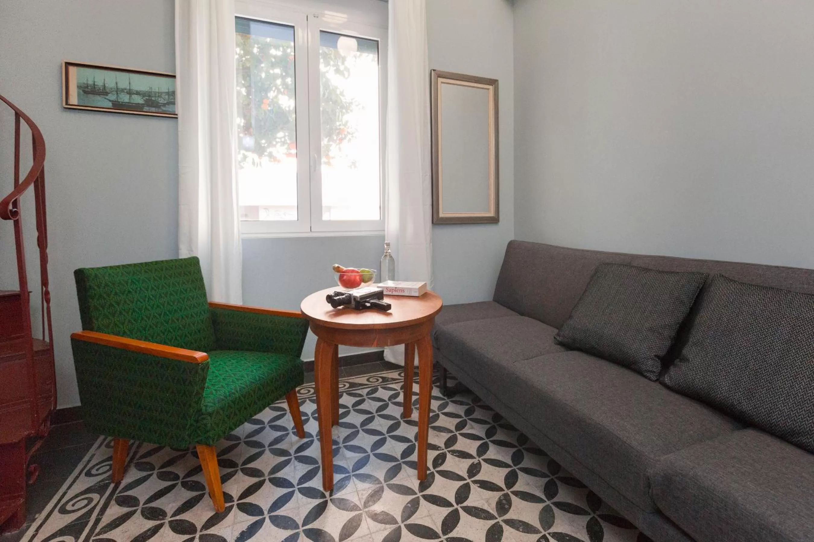 Troon of Athens Apartments