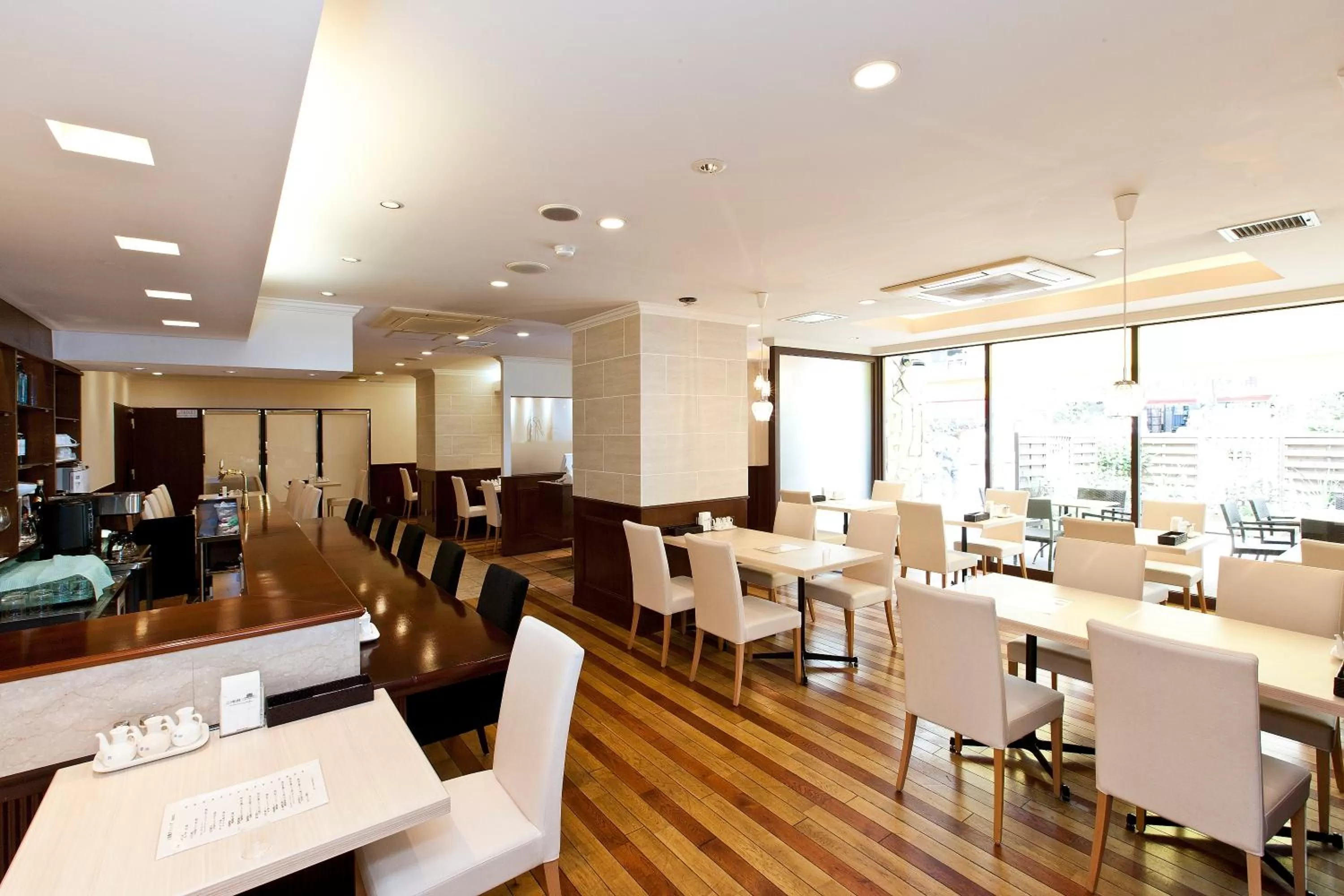 Restaurant/places to eat in Sotetsu Fresa Inn Tokyo Tamachi