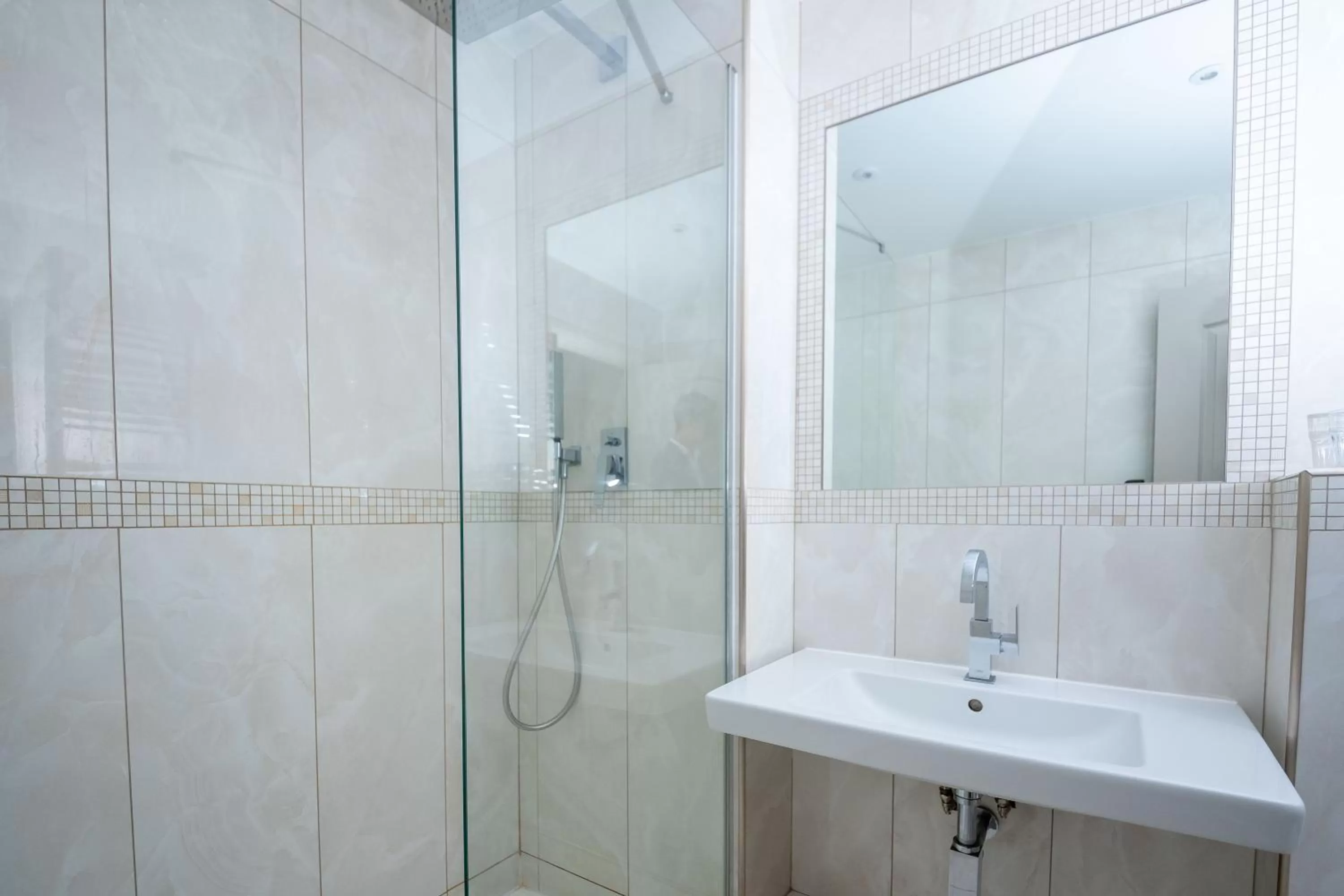 Bathroom in Guildford Manor Hotel & Spa