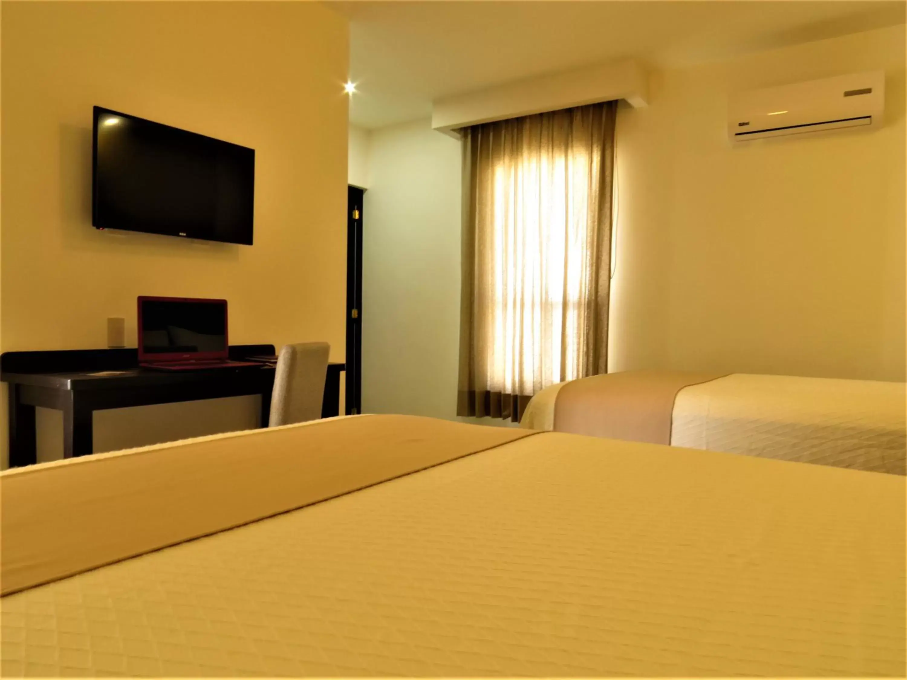 Twin Room in Casa Blanca Hotel Twin Room in Casa Blanca Hotel