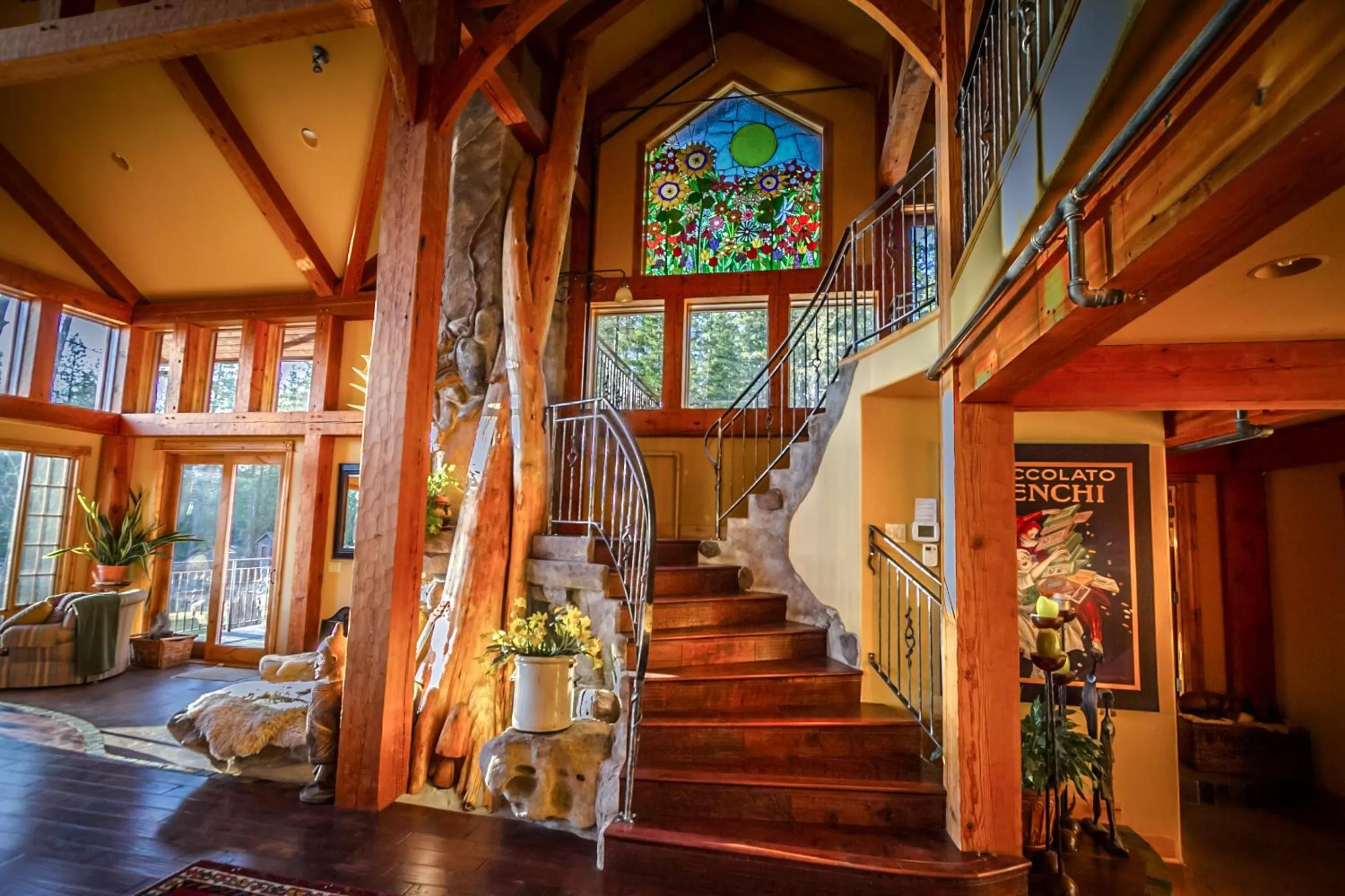Communal lounge/ TV room in Talus Rock Retreat