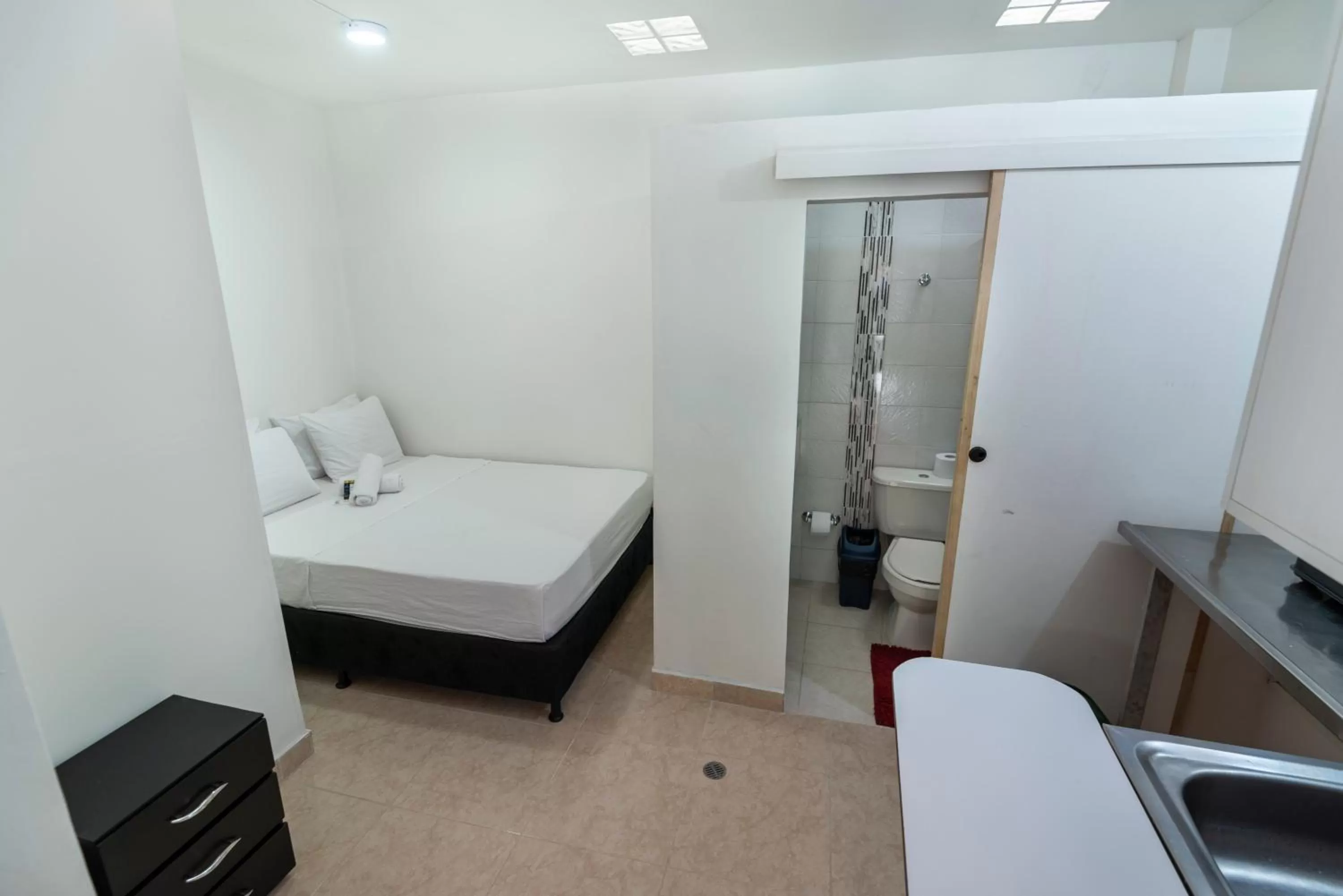 Bedroom, Bed in Poblado Guest House