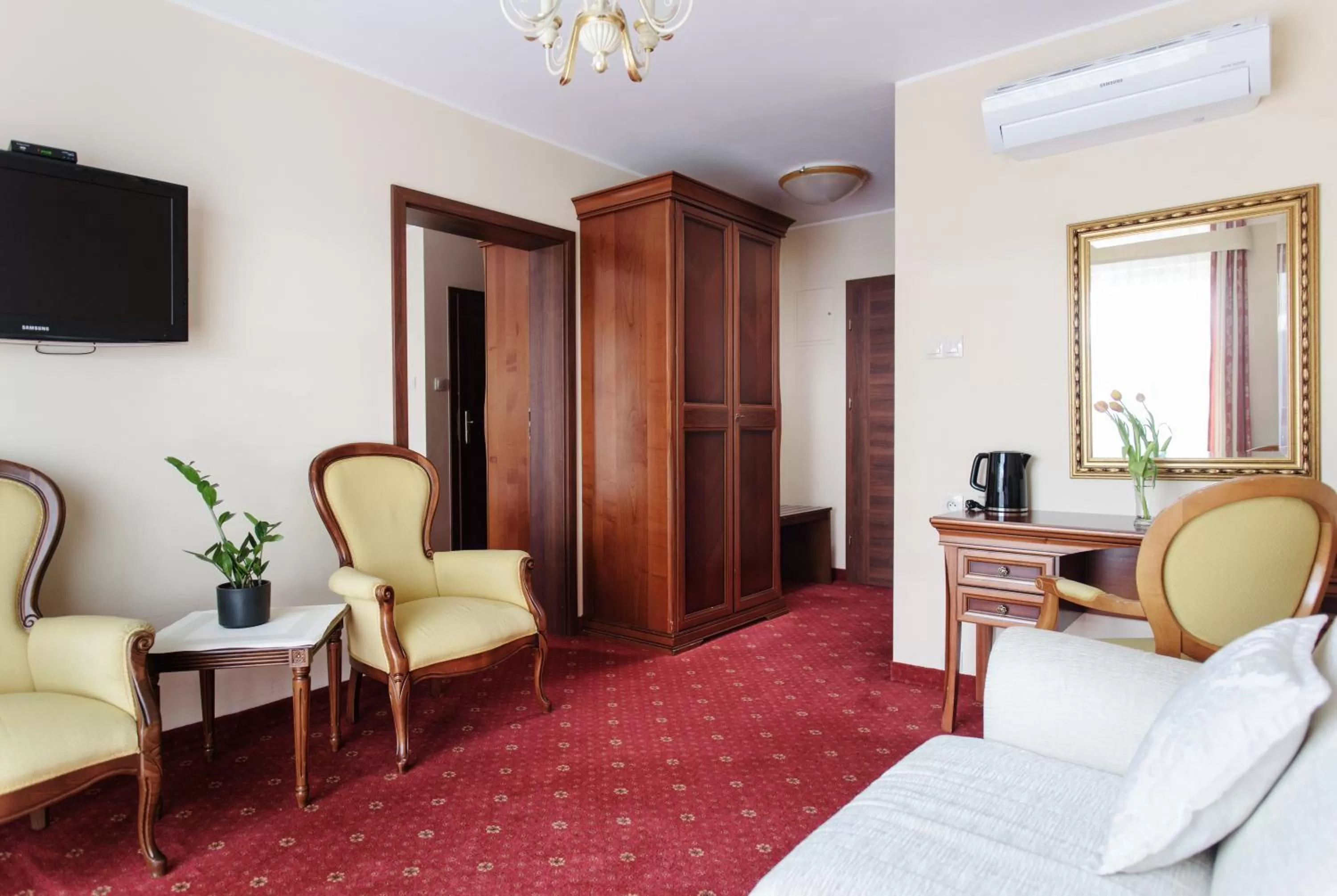 Living room, Seating Area in Lila Medical SPA