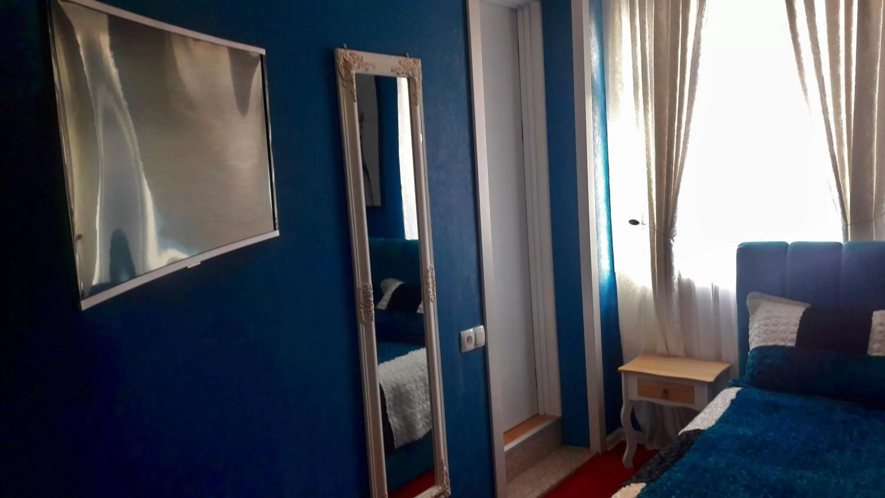 Bed in Hotel Lilo near Airport