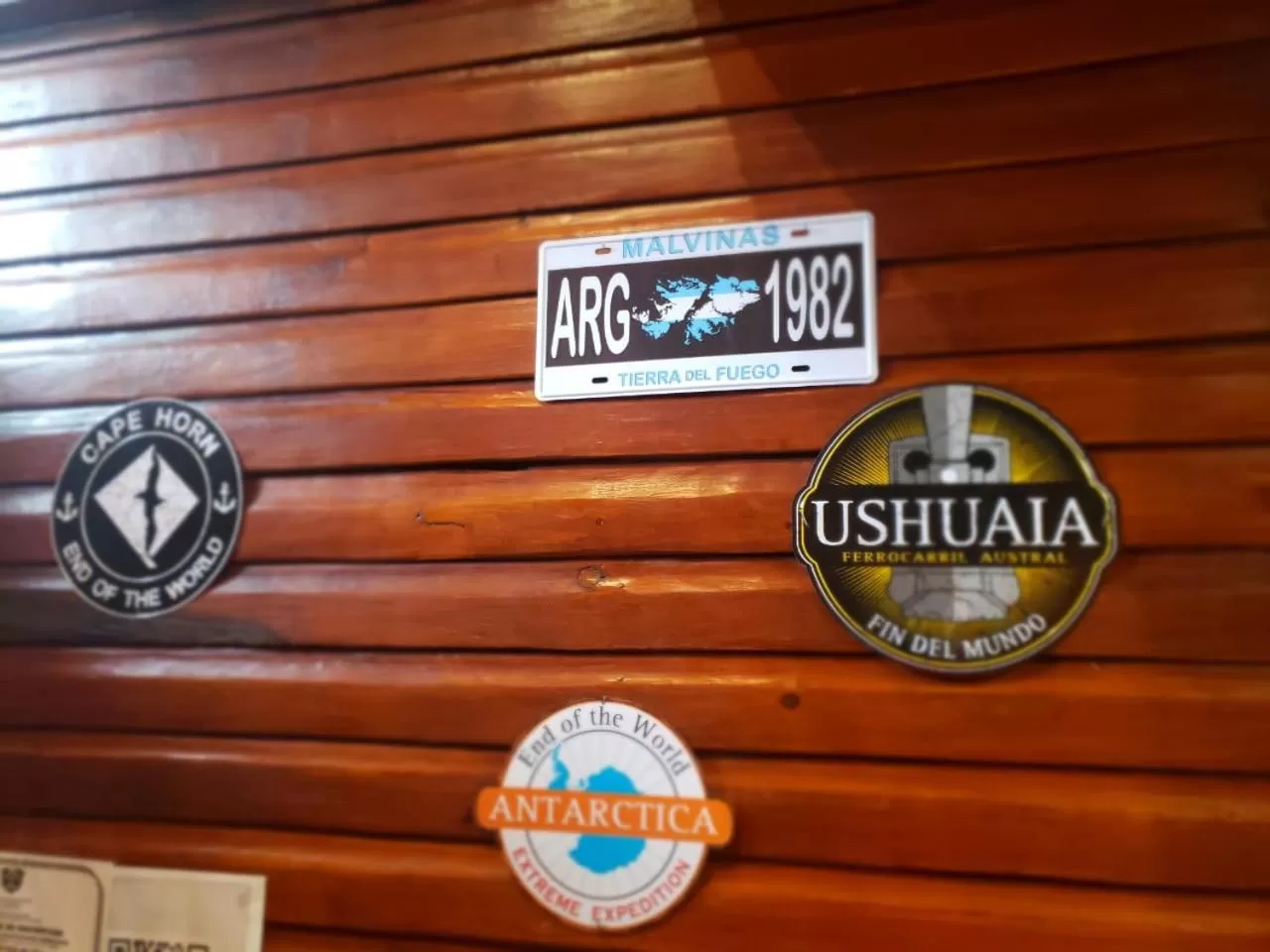 Logo/Certificate/Sign in Tango B&B