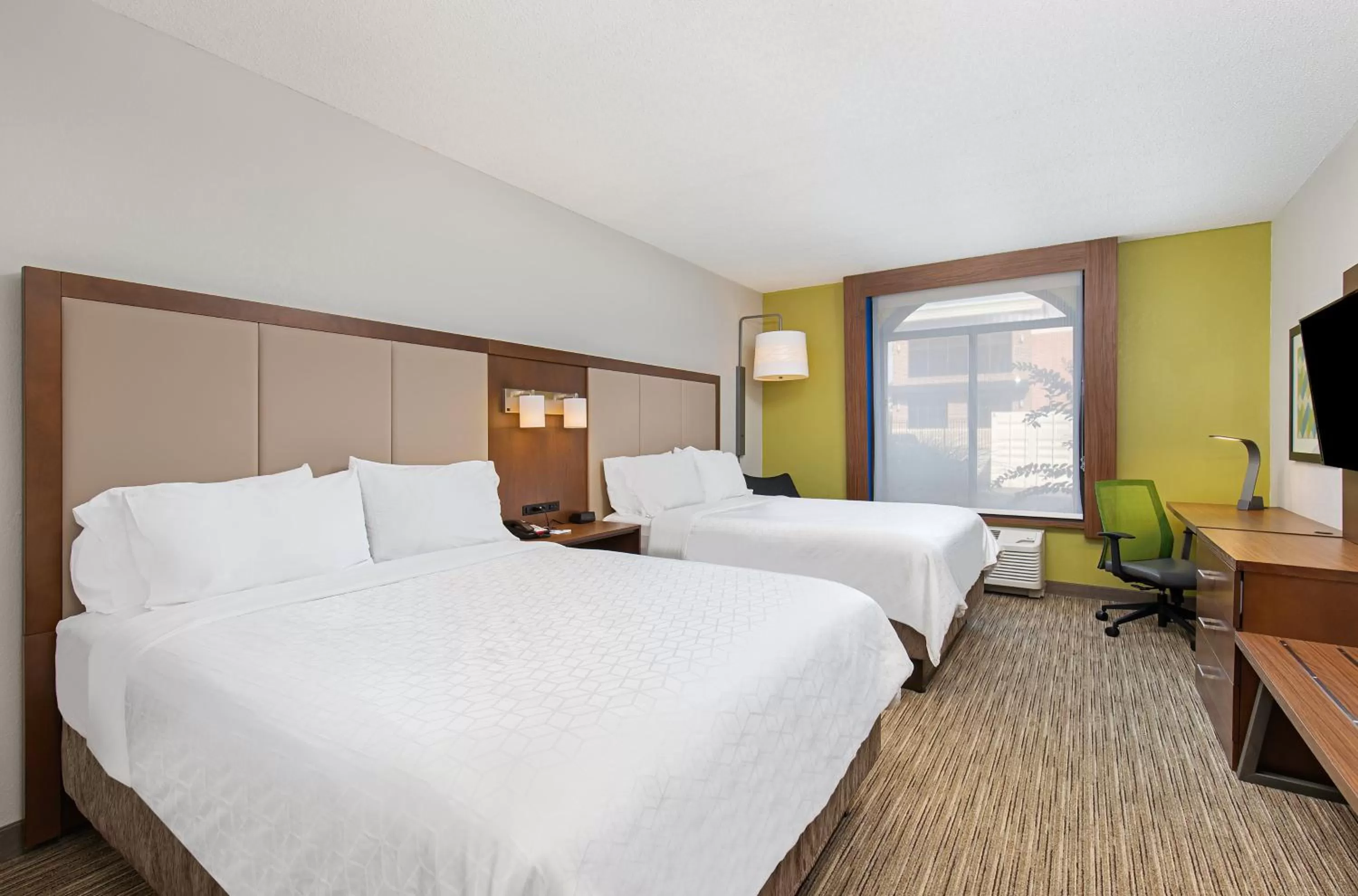Photo of the whole room, Bed in Holiday Inn Express Hotel & Suites Mount Juliet - Nashville Area by IHG