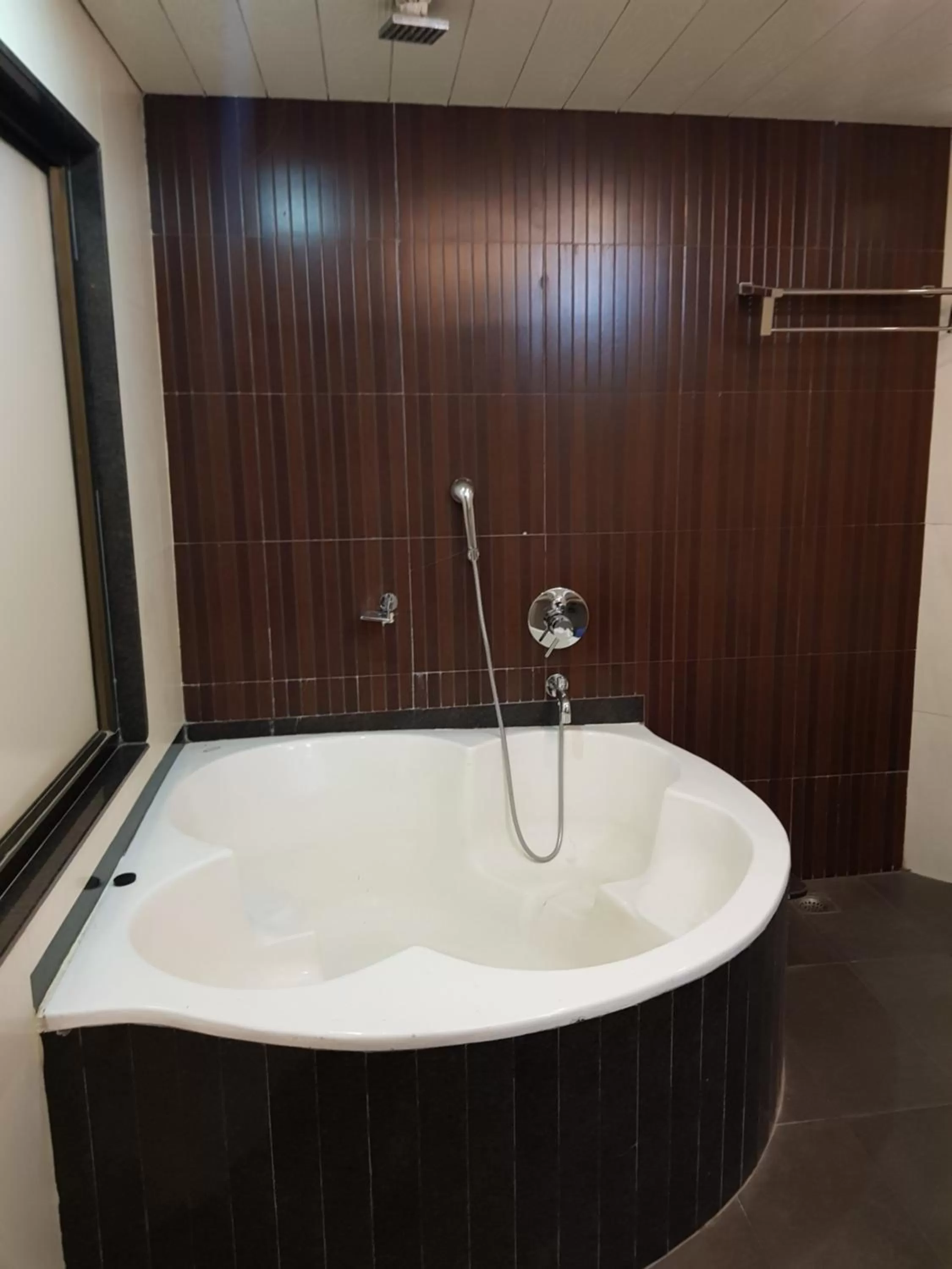 Bathroom in Hotel Udayanraje Palace