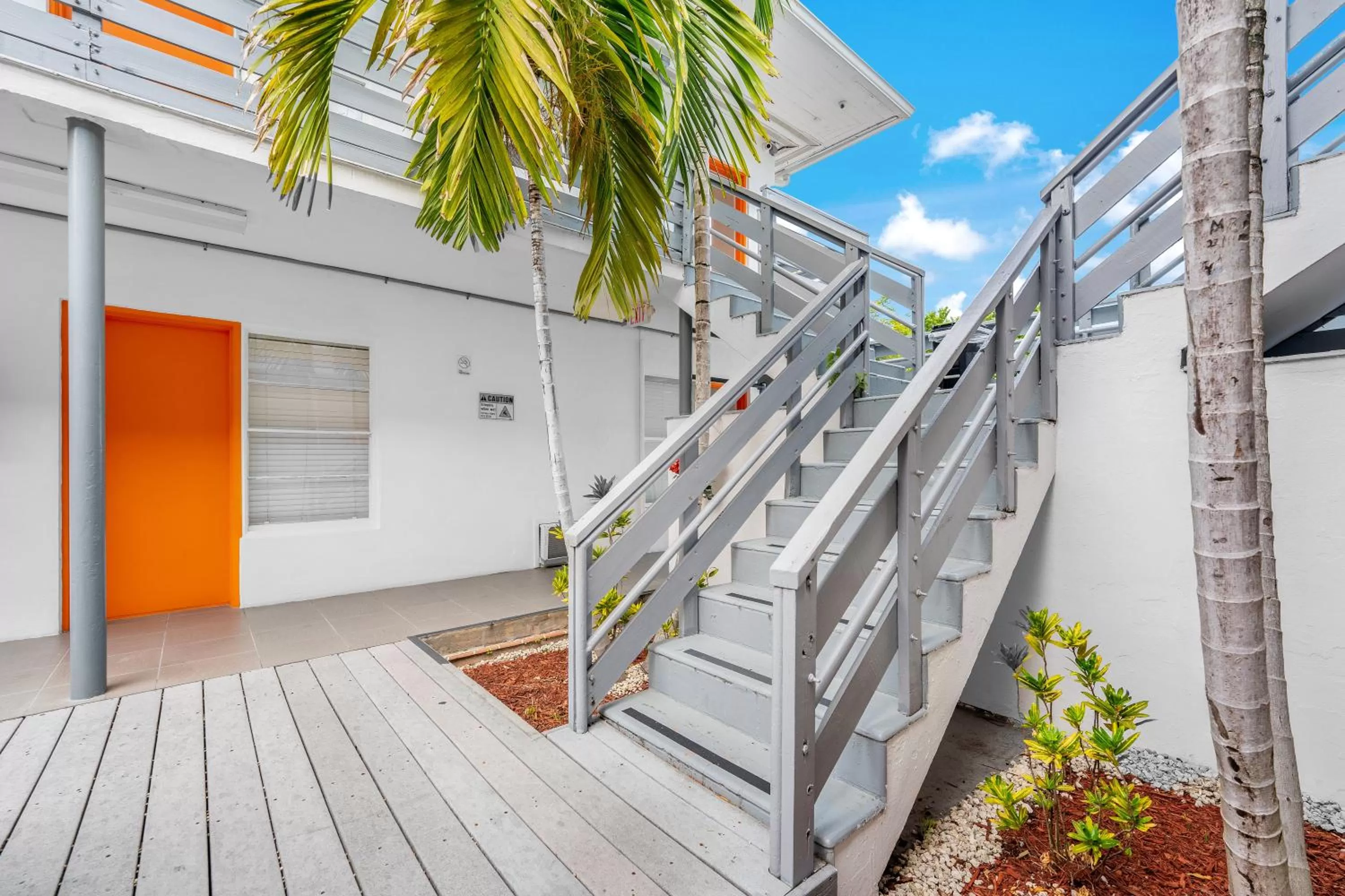 Patio in Travelodge by Wyndham Miami Biscayne Bay
