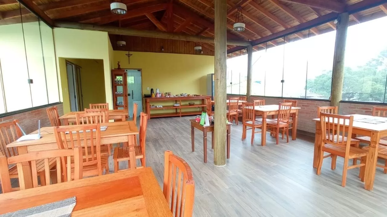 Restaurant/Places to Eat in Pousada São Miguel