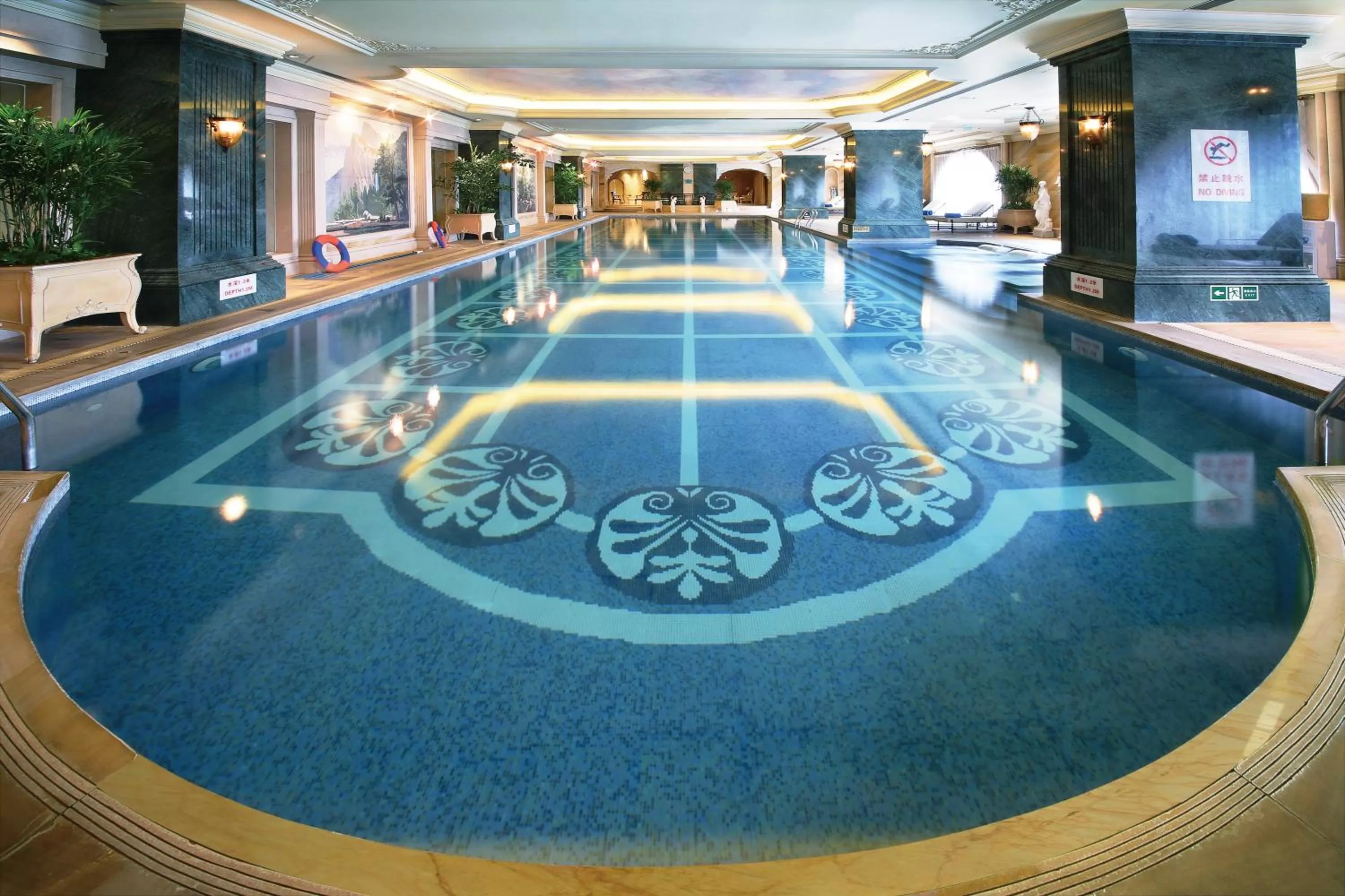 Fitness centre/facilities in Legendale Hotel Beijing