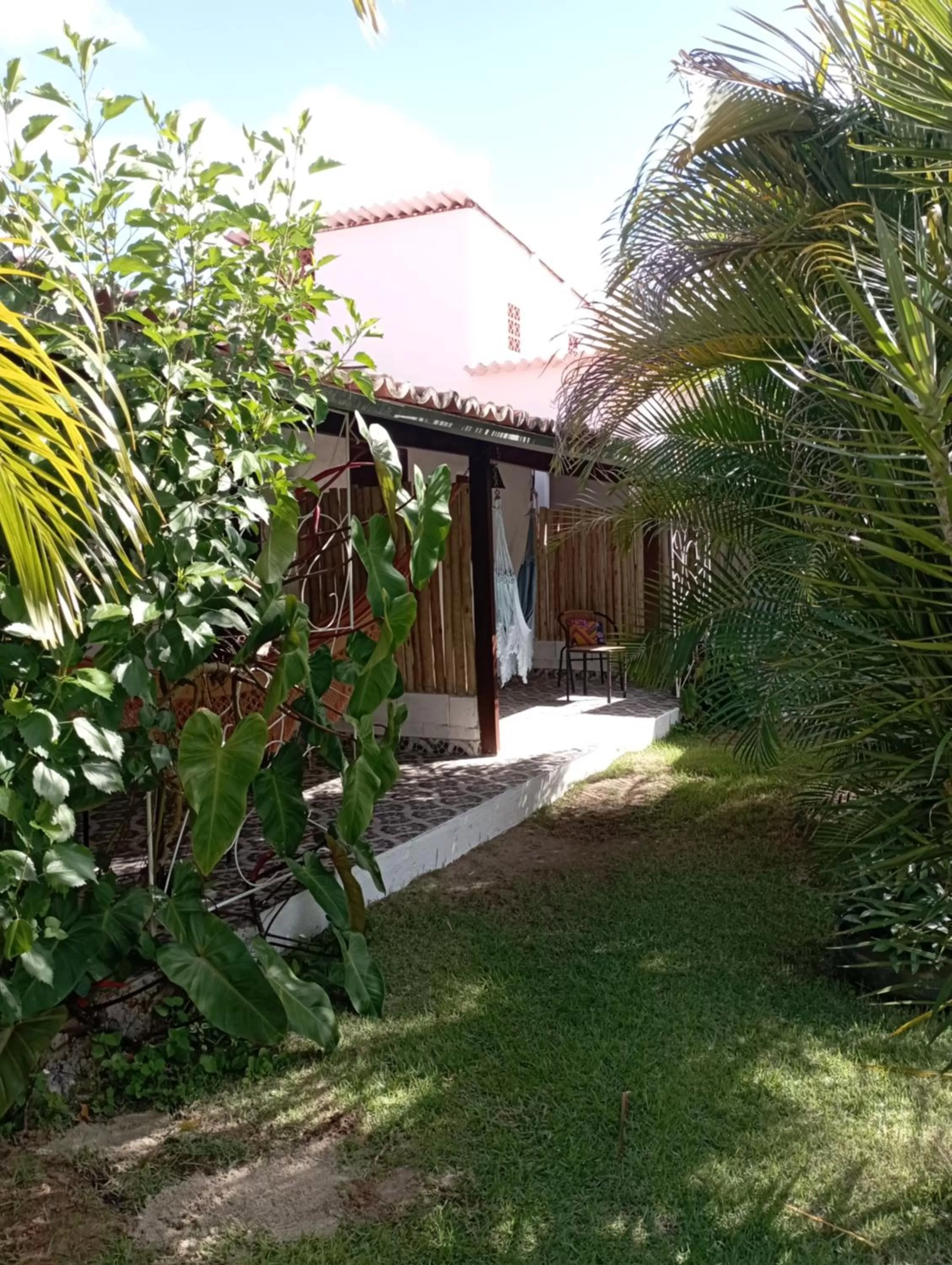 Patio, Property Building in Pousada Casa Do Cocotier