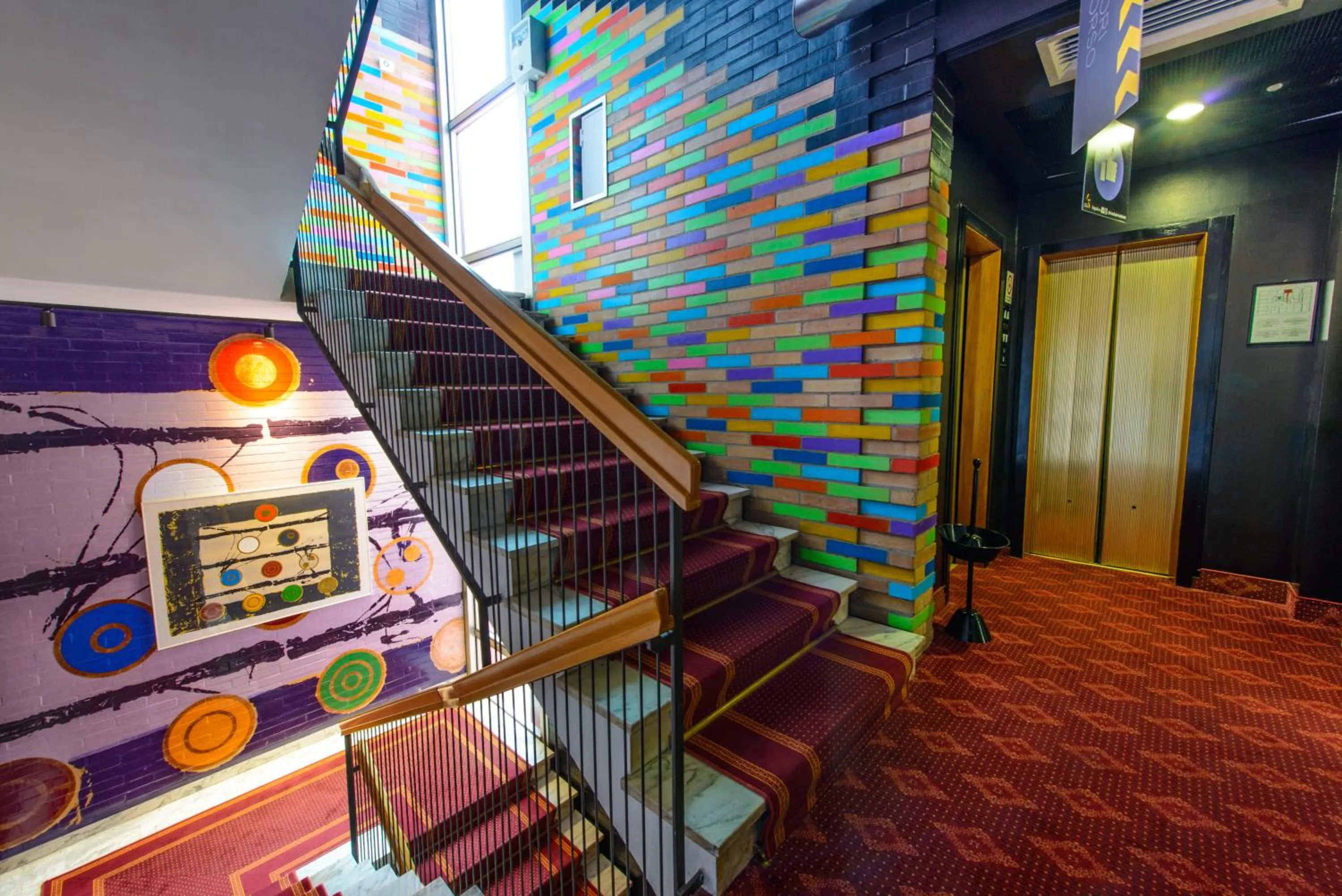 Decorative detail in Admiral Art Hotel