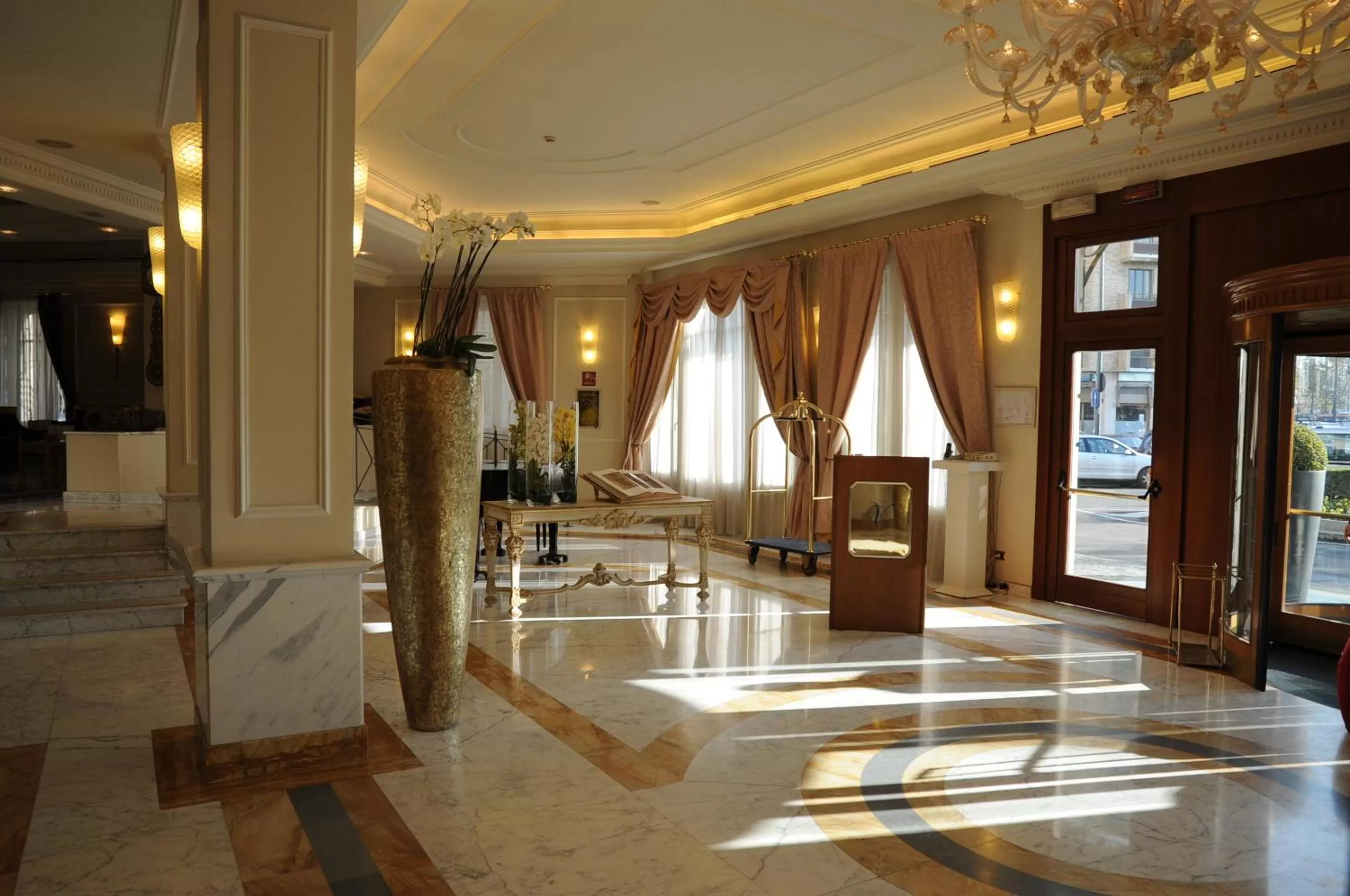 Lobby or reception in Grand Visconti Palace