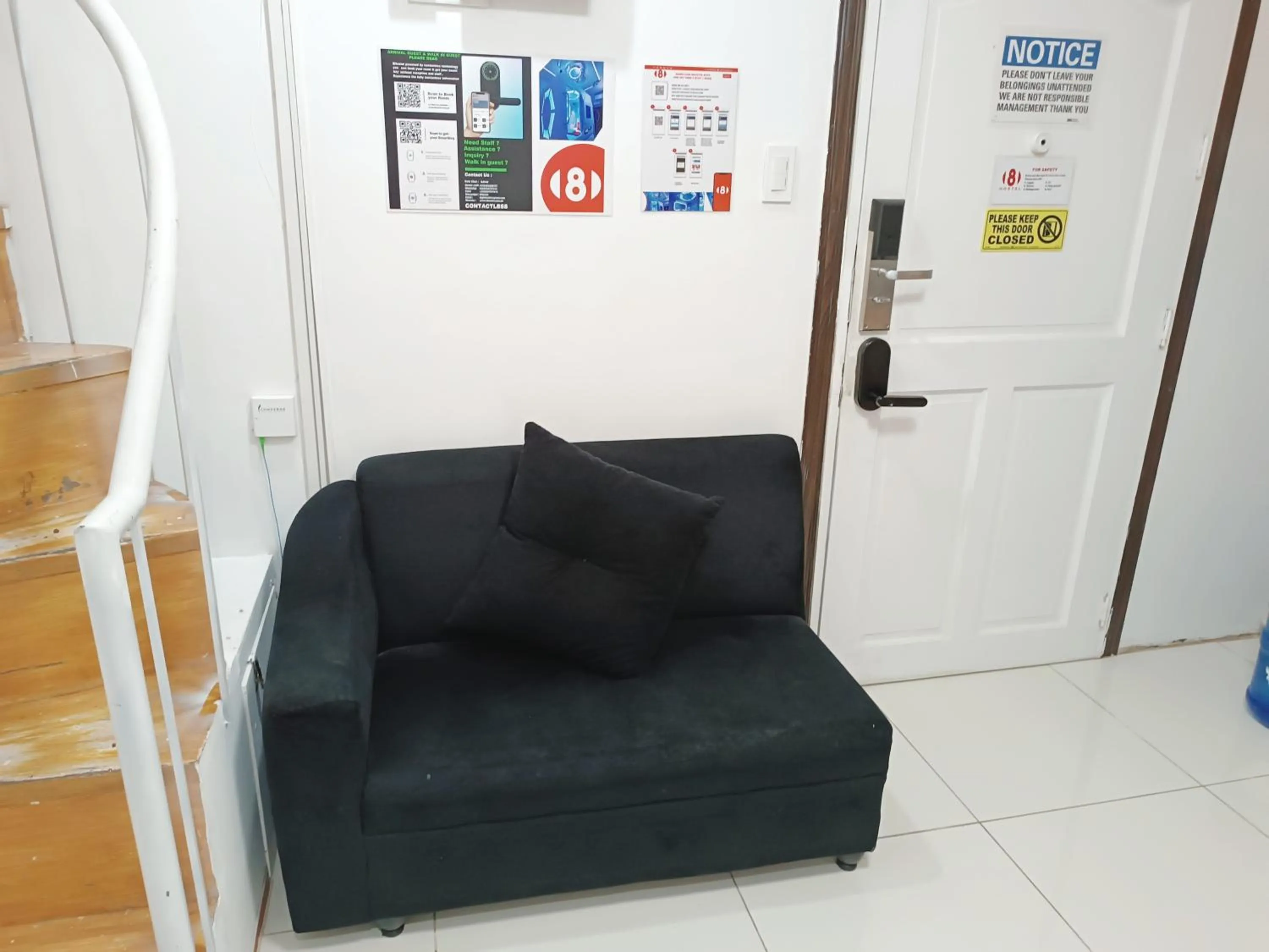 Communal kitchen in 8Hostel