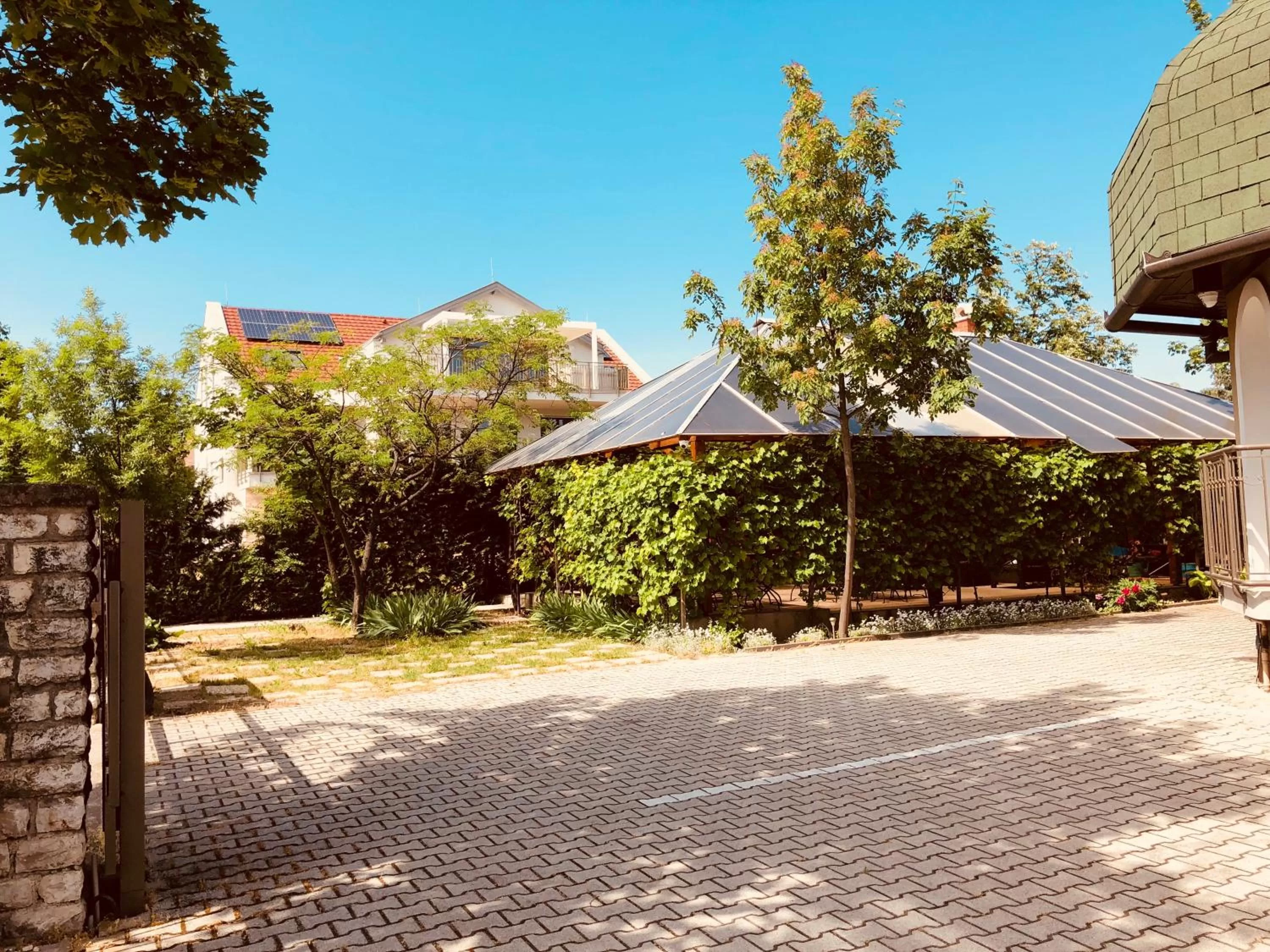 Property building in Zöldtető Panzió